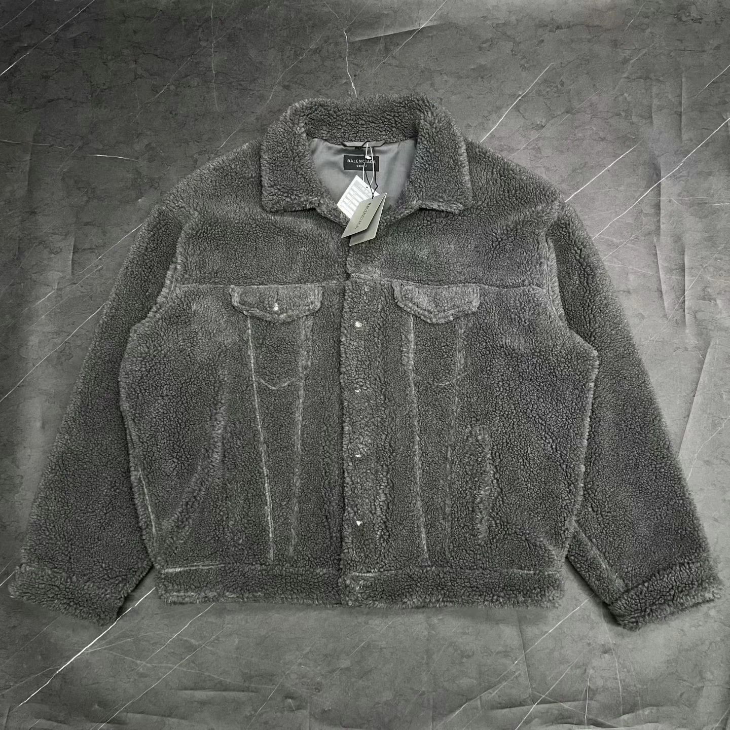 Balenciaga Balenciaga grey teddy bear fleece denim jacket Size US S / EU 44-46 / 1 - 1 Thumbnail