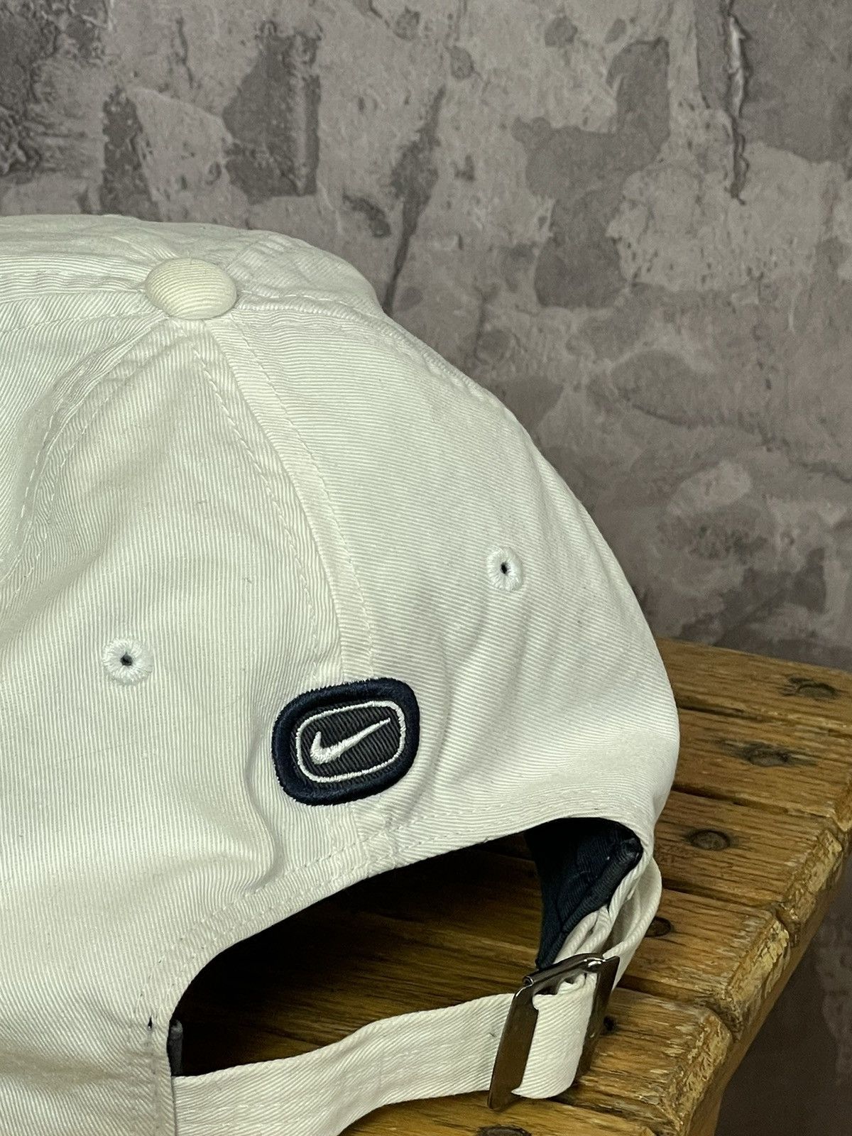 Nike CRAZY Nike big print snapback cap hat retro 90s vintage Size ONE SIZE - 8 Thumbnail