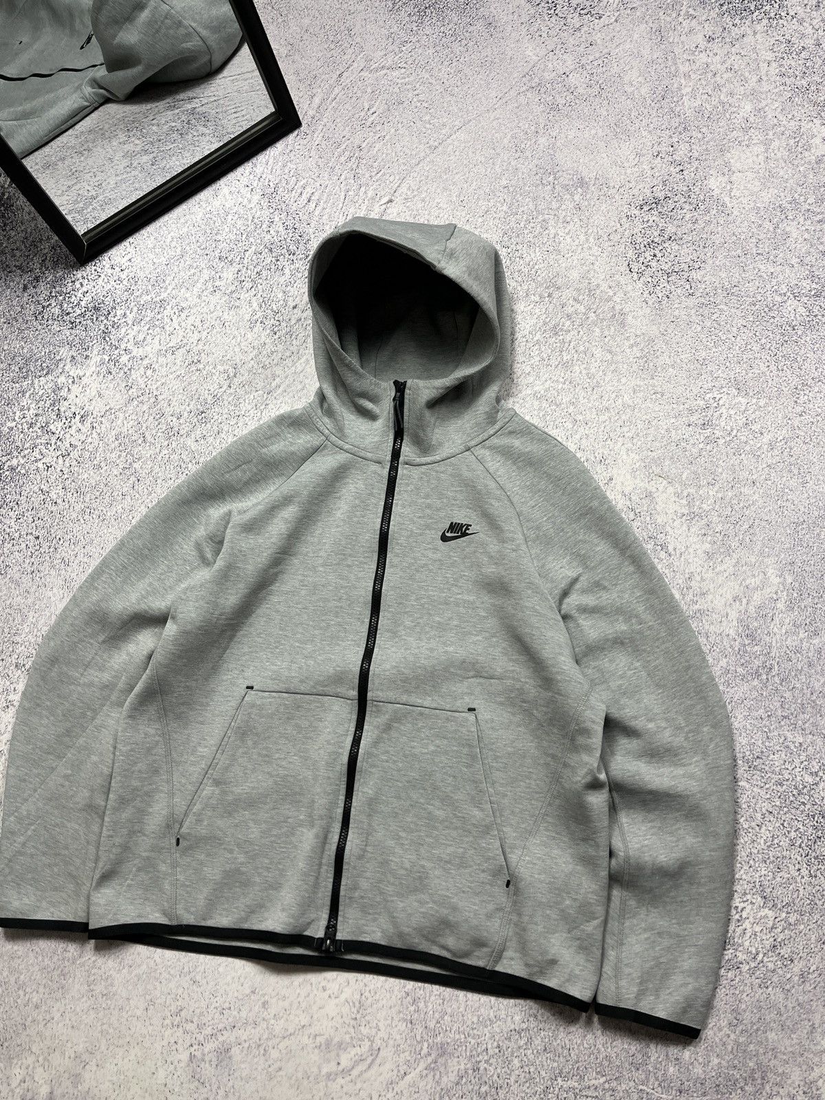 Japanese Brand Nike NSW Tech Fleece Zip Hoodie Drill Jacket Grey Size L Size US L / EU 52-54 / 3 - 3 Thumbnail