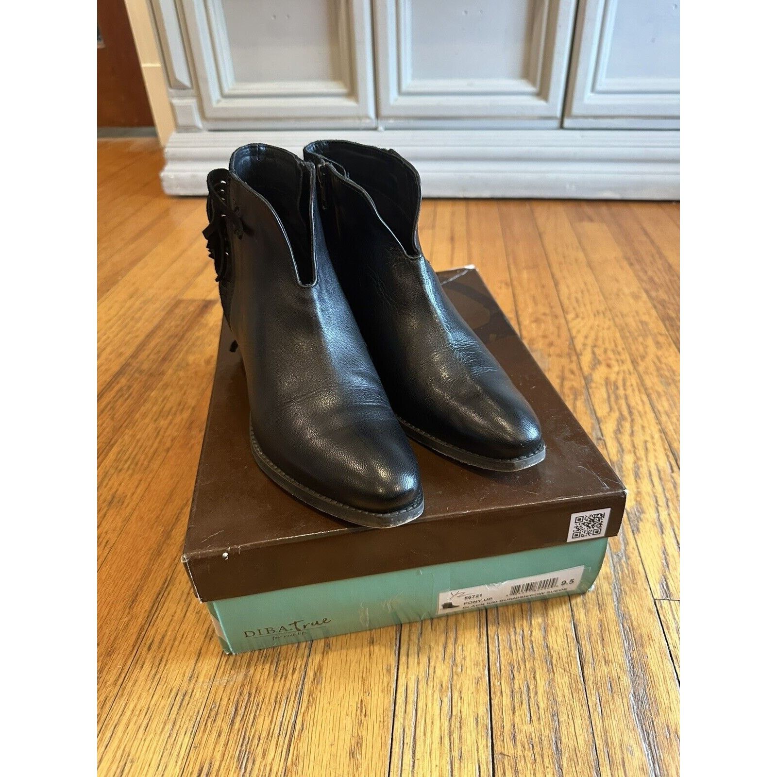 Diba True Diba Pony Up Black Leather Fringe Ankle Boots Women's 9.5 Size US 9.5 / IT 39.5 - 2 Thumbnail