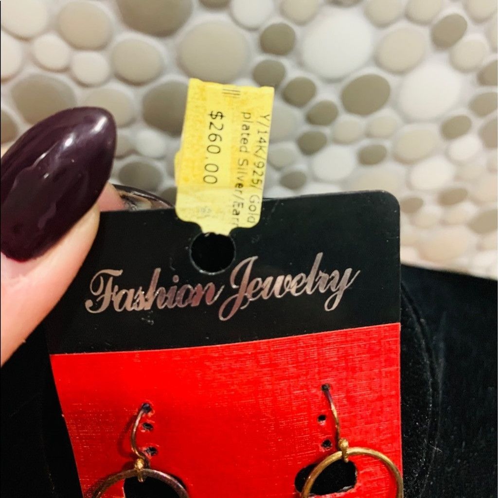 Vintage 💲💰SALE💲💰 Gold Plated with Jade BN Earrings Size ONE SIZE - 2 Thumbnail