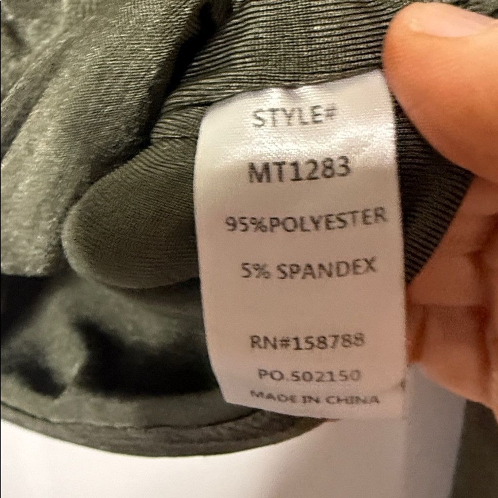 The Unbranded Brand NWOT Mable forest green long sleeve cropped top knot front M Size M / US 6-8 / IT 42-44 - 7 Thumbnail
