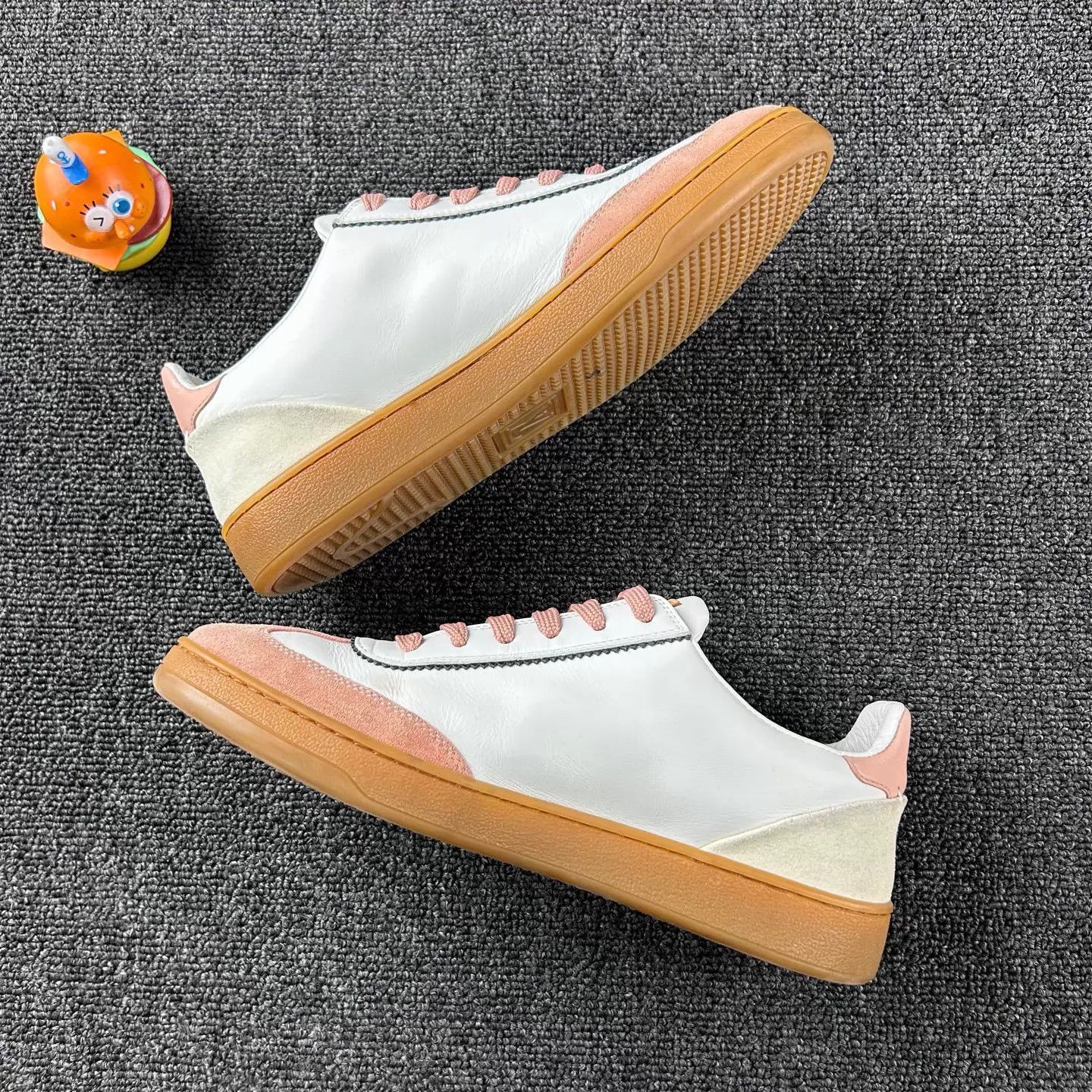 Louis Vuitton LV Pink Trainer Women's 38 Size US 7.5 / IT 37.5 - 3 Thumbnail