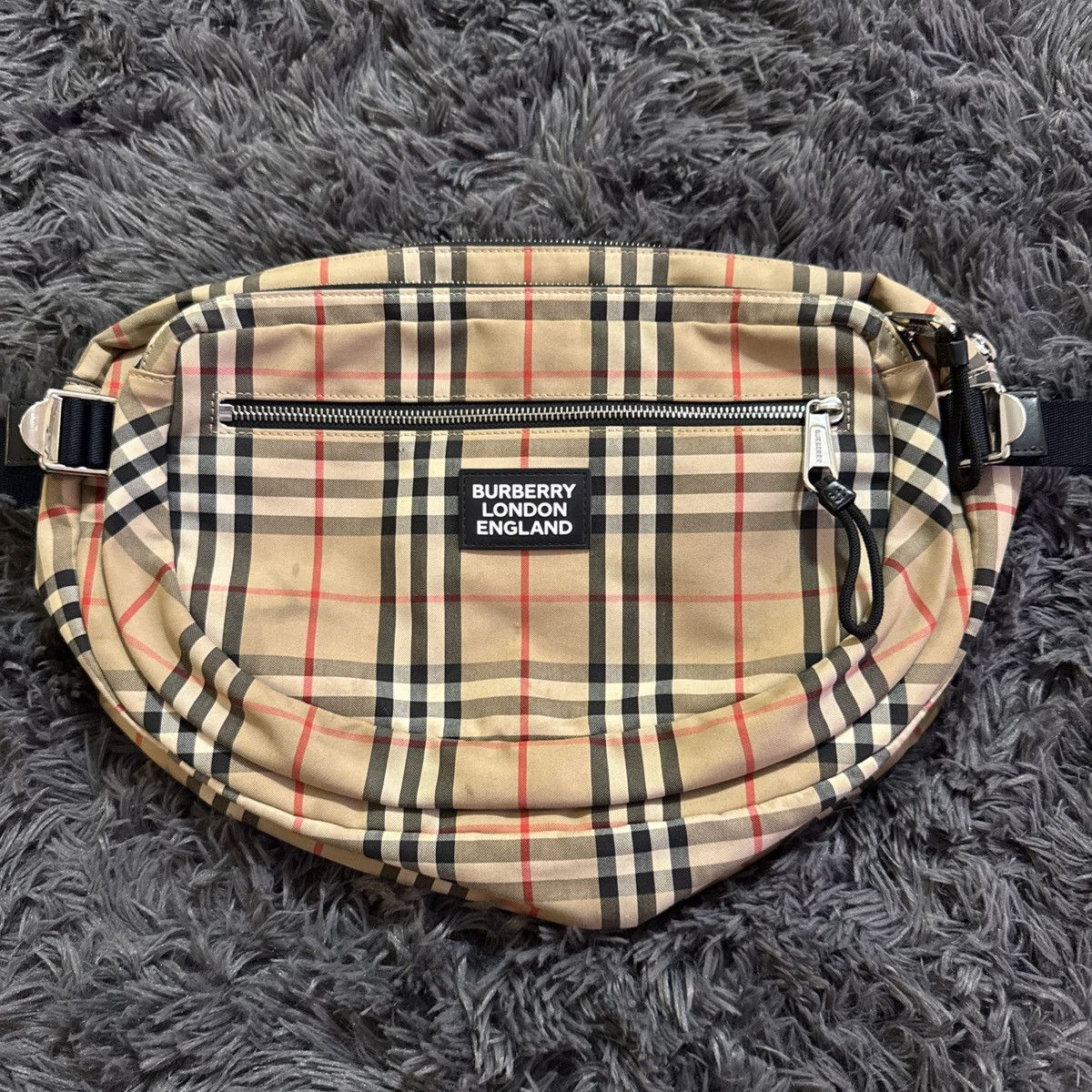 Burberry Authentic Burberry London England Vintage Check Belt Bag Size ONE SIZE - 2 Thumbnail