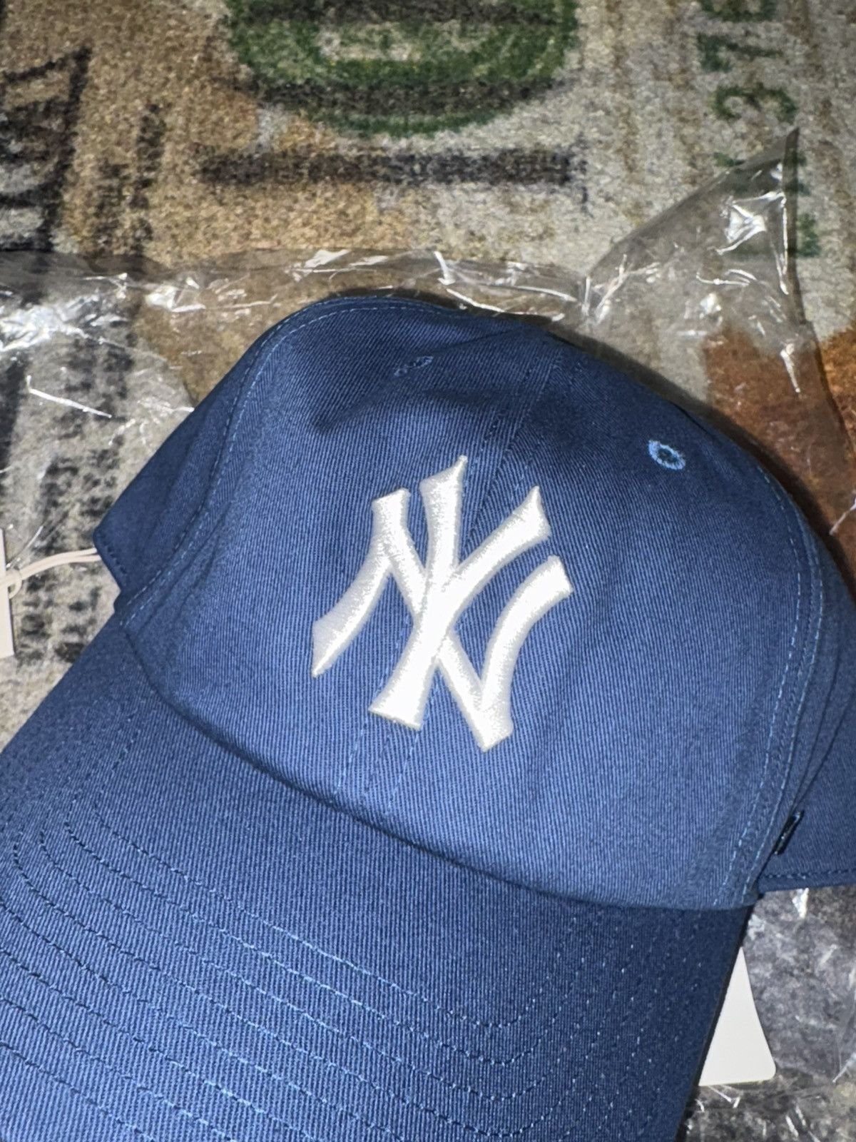 Kith × New York Yankees Lisa for Kith ‘47 Clean Up Classic Cap Size ONE SIZE - 2 Thumbnail