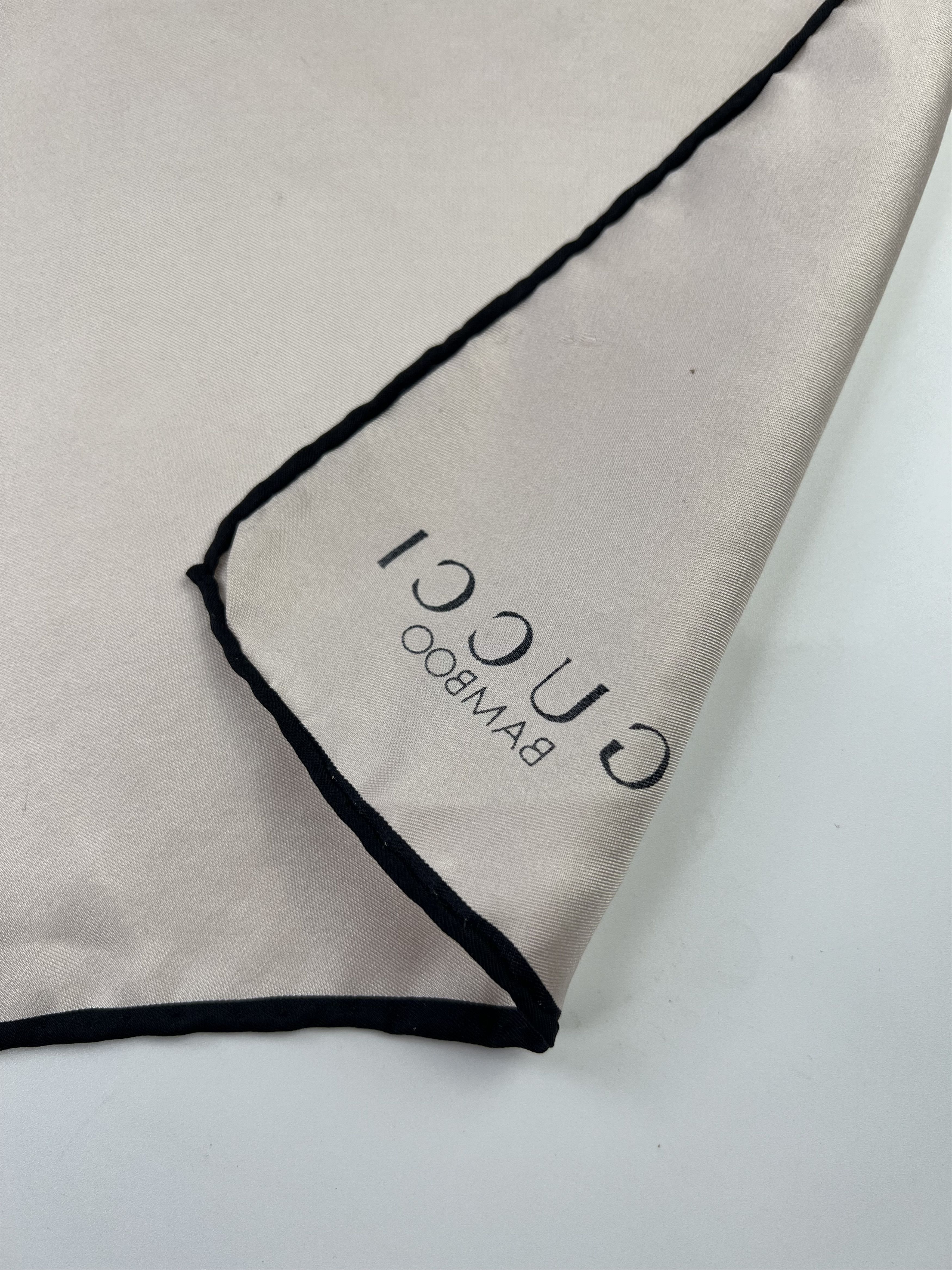 Gucci Gucci Bamboo Silk Scarf Size ONE SIZE - 3 Thumbnail
