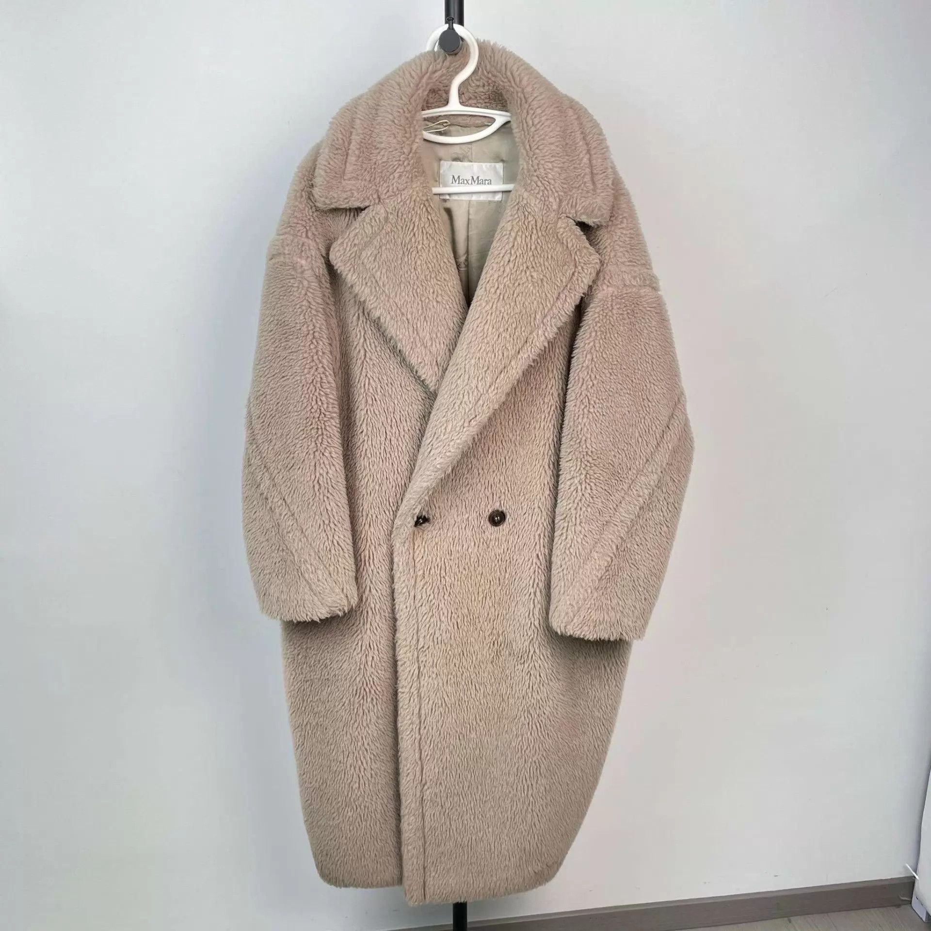 Max Mara MaxMara Teddy Coat M Sand Size M / US 6-8 / IT 42-44 - 1 Thumbnail