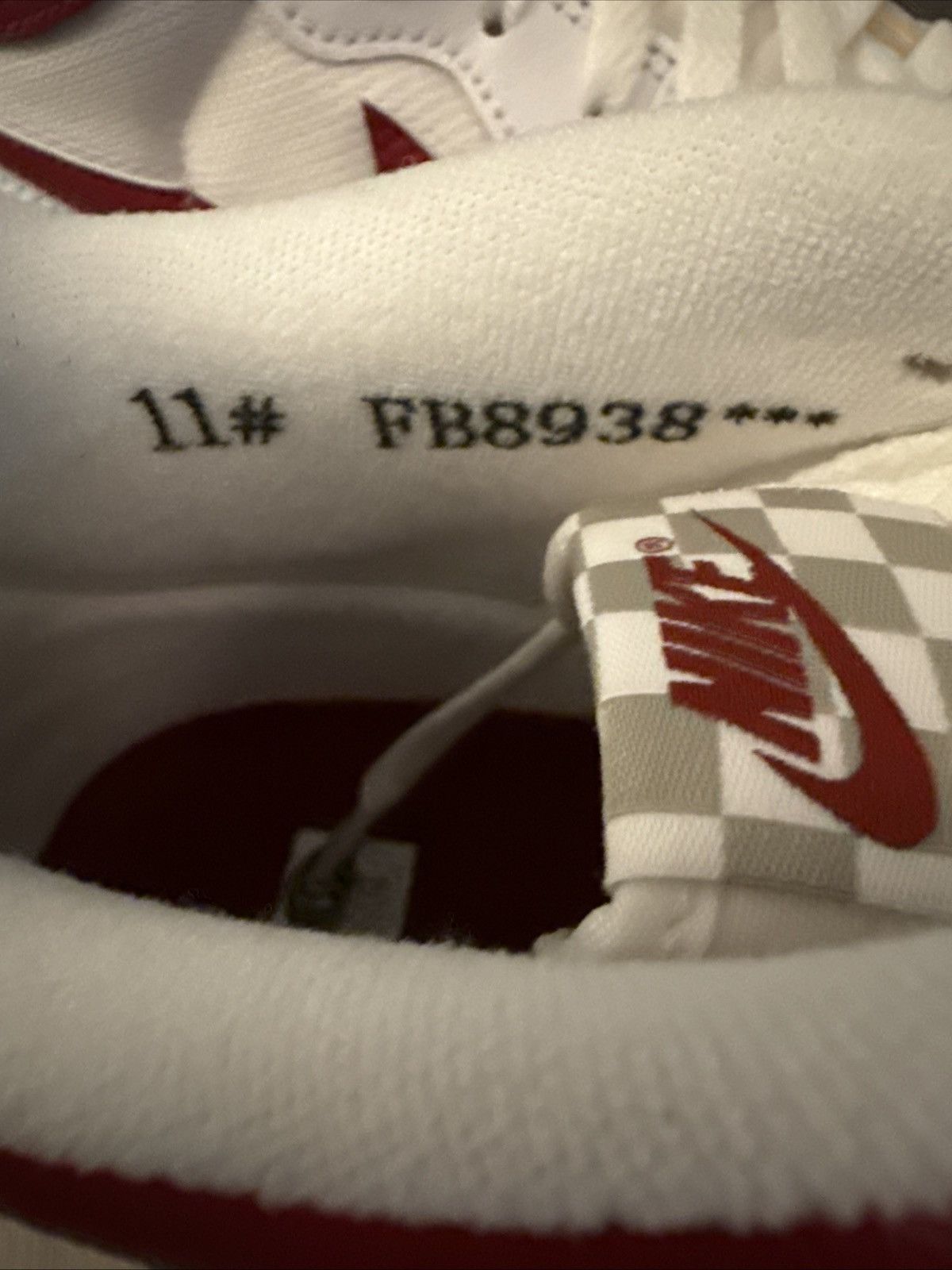 Nike Nike Attack QS SP White Red DS OG Box 11 Men’s/12.5 Women’s Size US 11 / EU 44 - 4 Thumbnail
