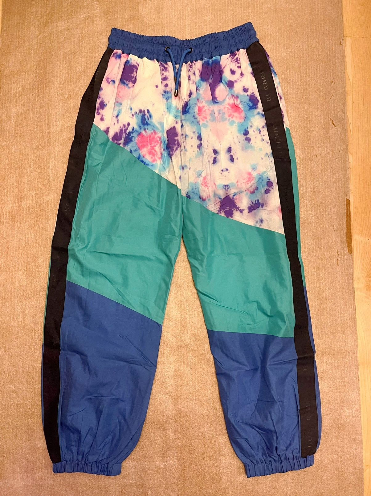 Burberry Burberry Luxury Silk Casual Pants Size US 30 / EU 46 - 1 Thumbnail