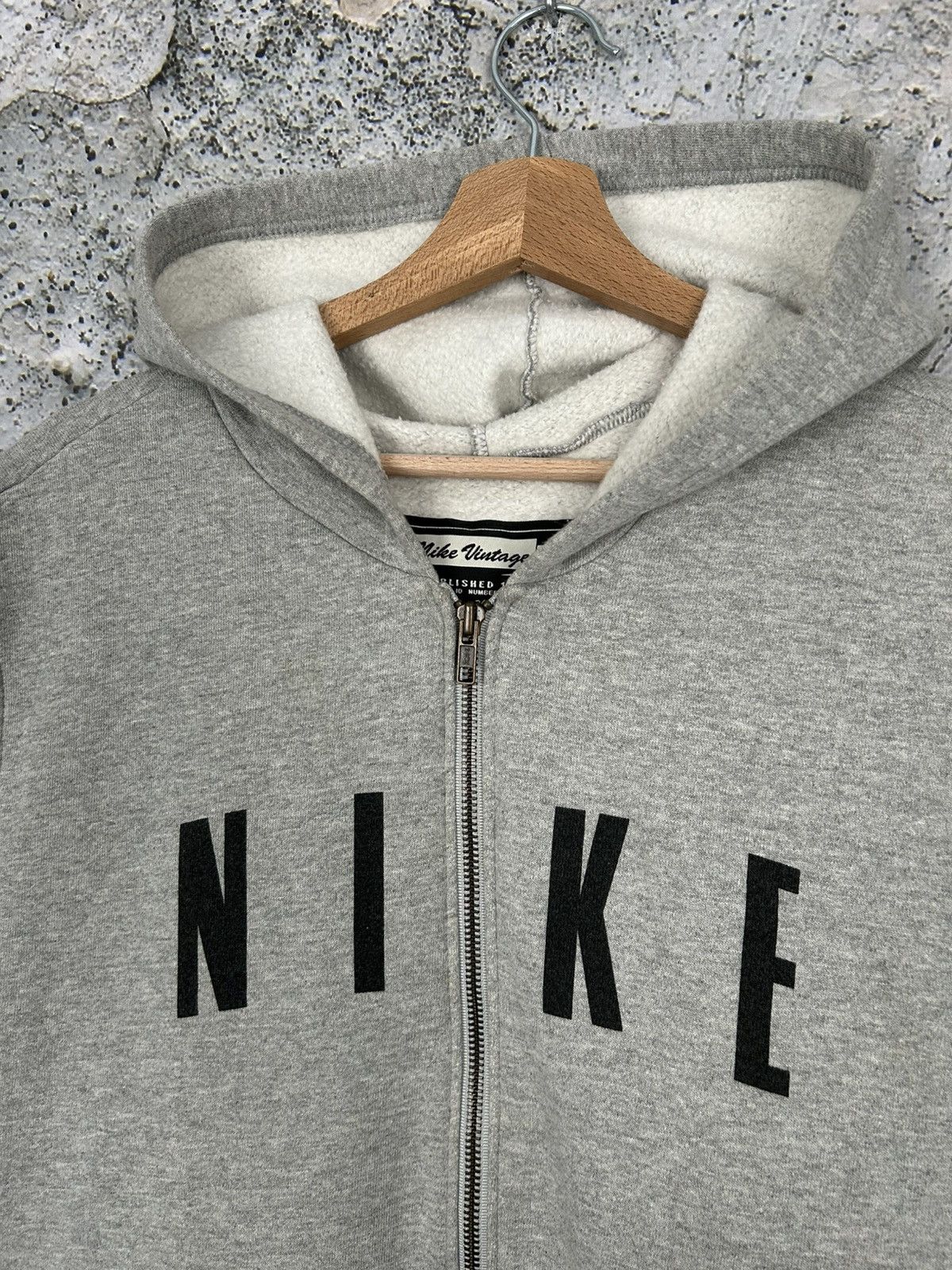 Nike Vintage Nike Made in USA Zip Hoodie Vest Streetwear Hype Y2K Size US L / EU 52-54 / 3 - 3 Thumbnail