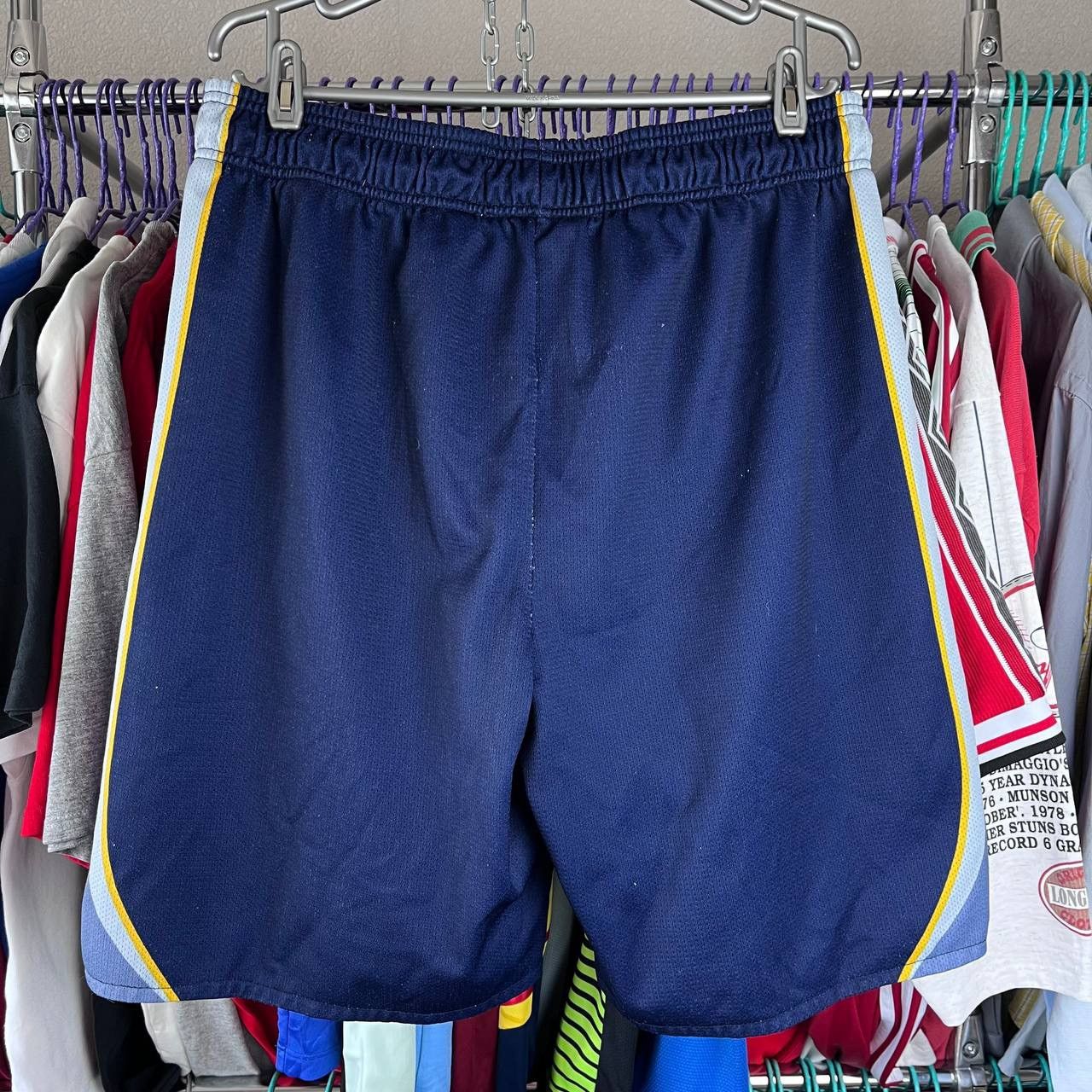 Champion × NBA × Vintage 90s Champion NBA Memphis Grizzlies Basketball Shorts Size US 36 / EU 52 - 5 Thumbnail