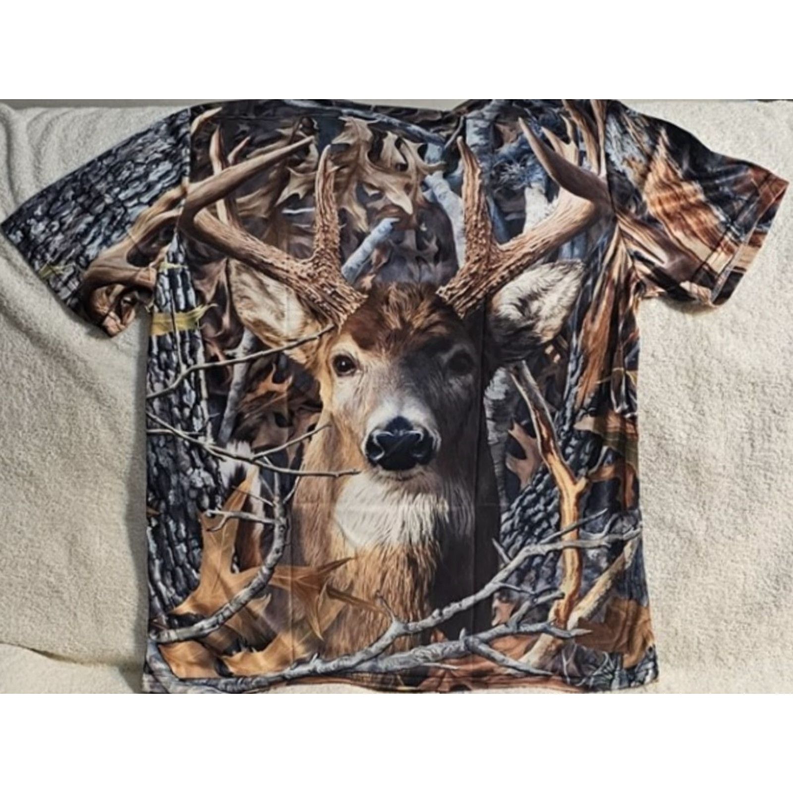 Vintage DEER BUCK HORNS WILD ANIMAL HUNT HUNTER HUNTING FOREST TREE CAMOUFLAGE T-SHIRT Size US M / EU 48-50 / 2 - 3 Thumbnail