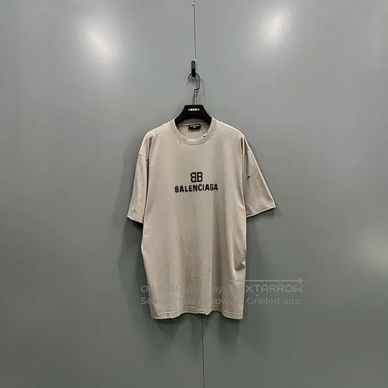 Balenciaga Balenciaga Mosaic Double B Printed Short Sleeve, XS Size Size US XS / EU 42 / 0 - 1 Thumbnail