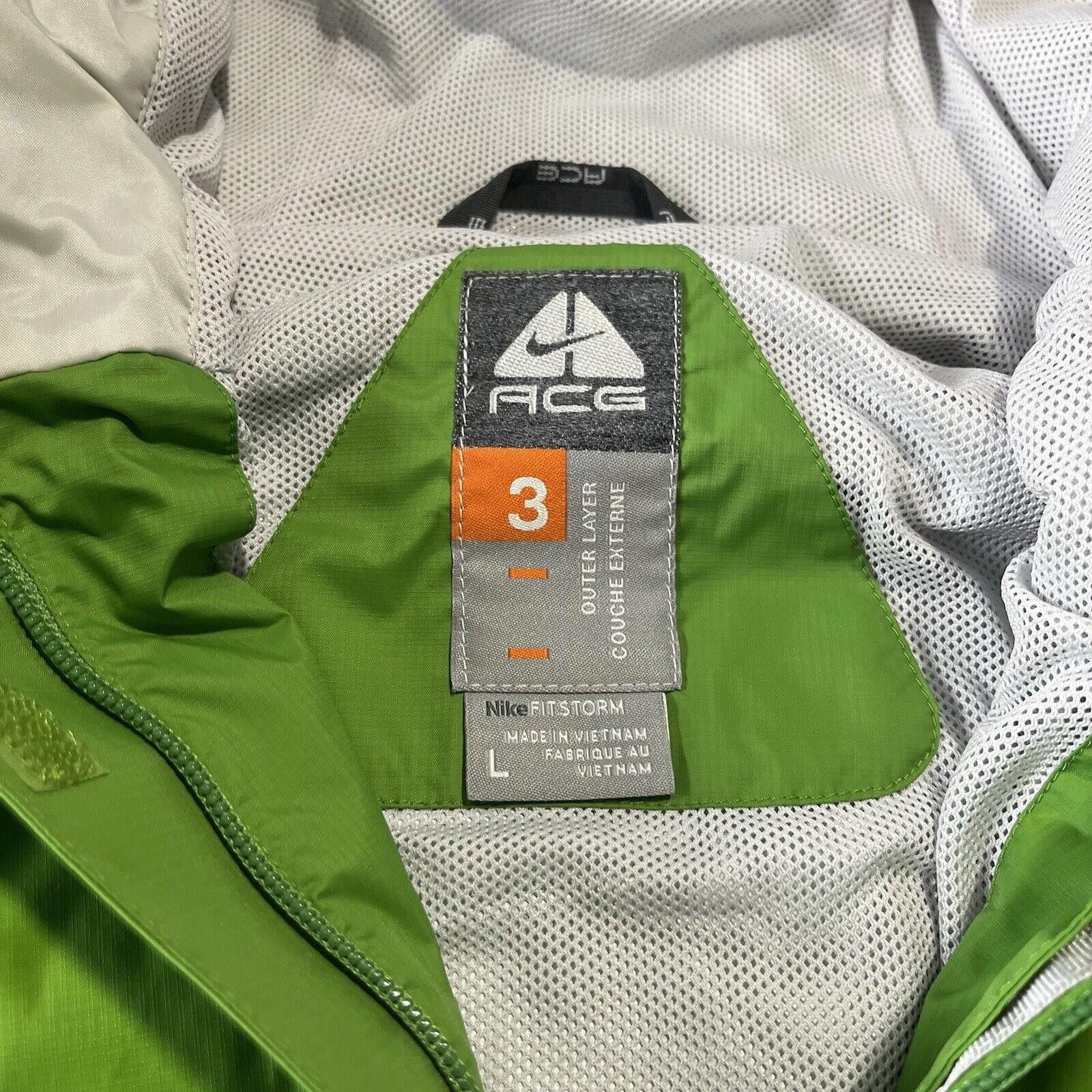 Nike Nike ACG Women's Vintage Storm-Fit Nylon Green Jacket Gorp Size L / US 10 / IT 46 - 3 Thumbnail