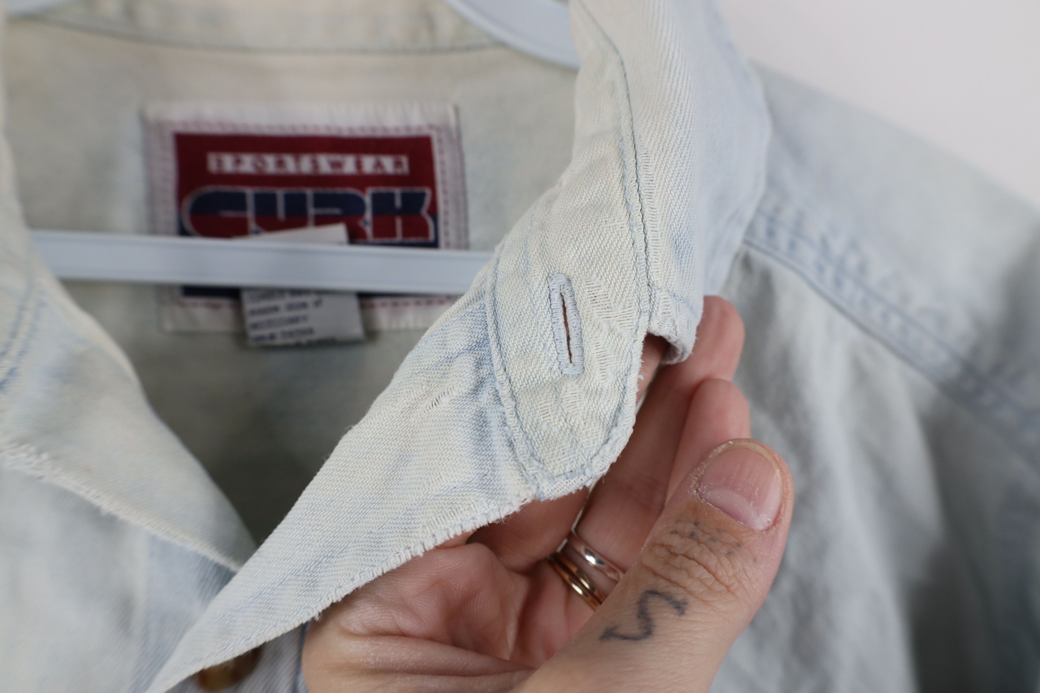 Vintage Vintage 90s Streetwear Double Pocket Denim Jean Button Shirt Size US S / EU 44-46 / 1 - 11 Thumbnail