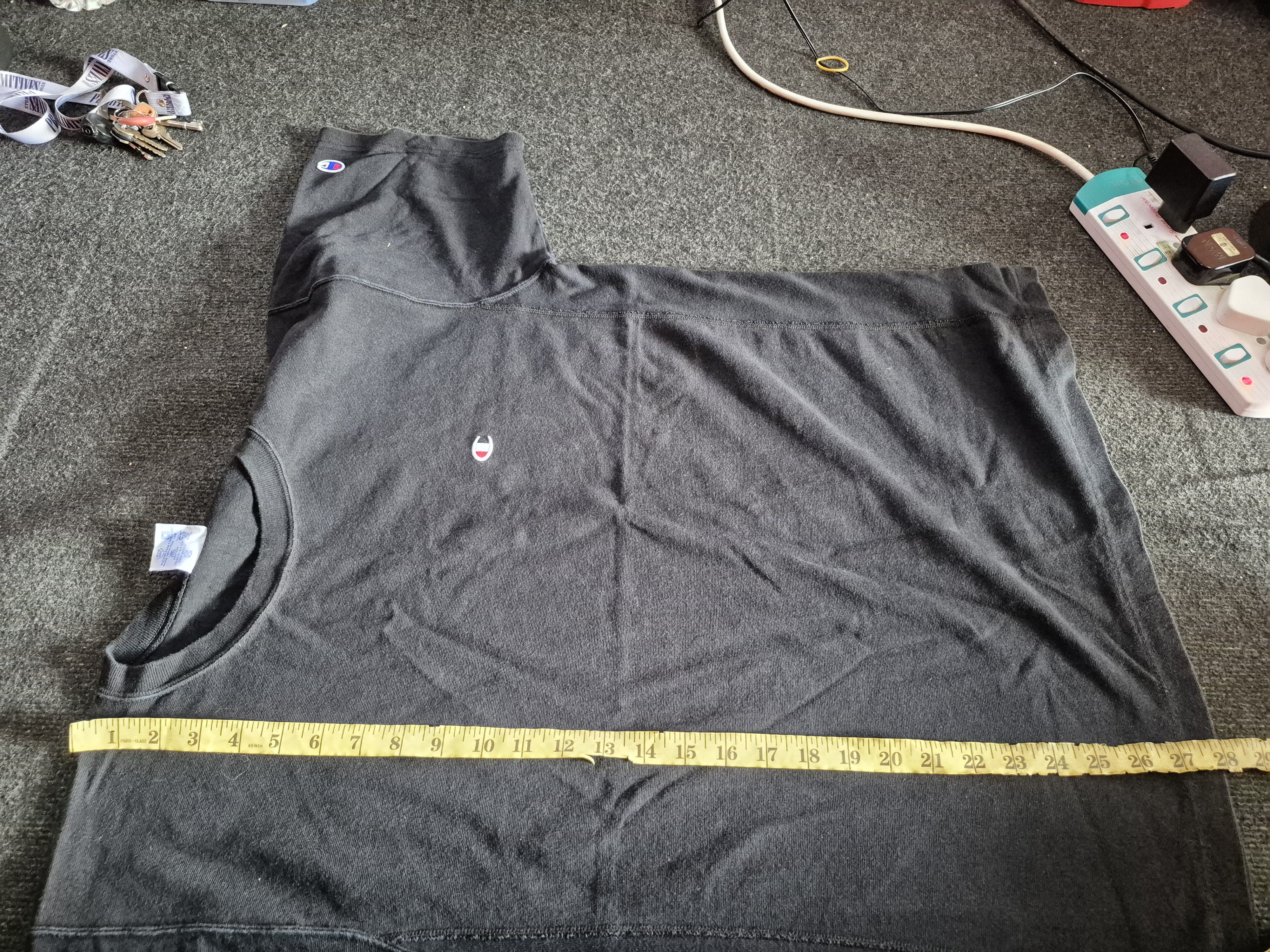 Champion 🔥 Champion Reverse Weave Small Logo Tee Size US L / EU 52-54 / 3 - 10 Thumbnail
