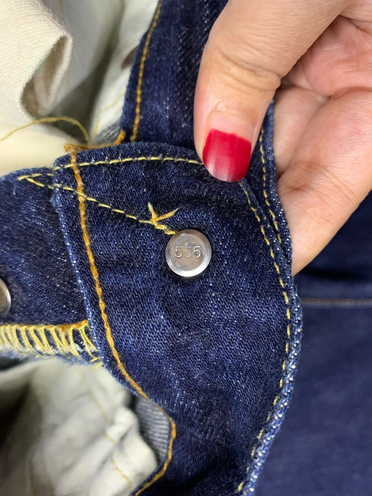 Levi's Vintage 90s Levis 501XX Big E Selvedge Raw Denim Button 555 Size US 29 - 11 Thumbnail
