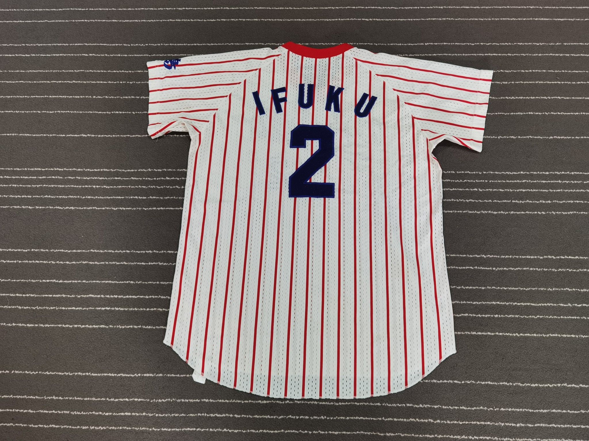 MLB Vintage okaken 2 X mizuno V neck M 1605 Size US M / EU 48-50 / 2 - 2 Thumbnail