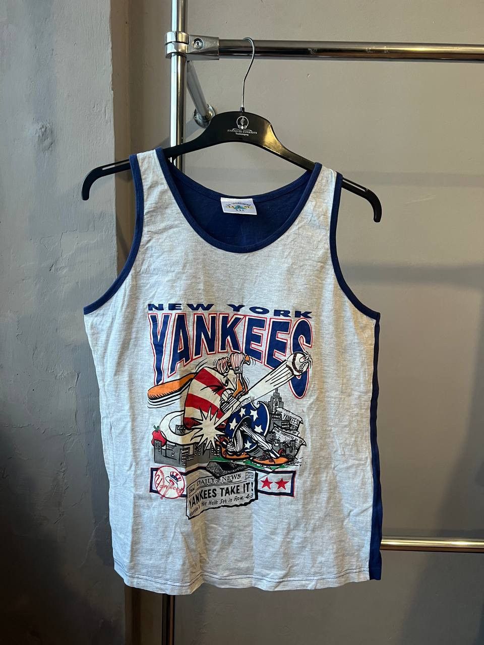 Vintage NEW YORK YANKEES 90’S TANK TOP USA SPORTSWEAR VINTAGE SZ XXL Size US XXL / EU 58 / 5 - 2 Thumbnail
