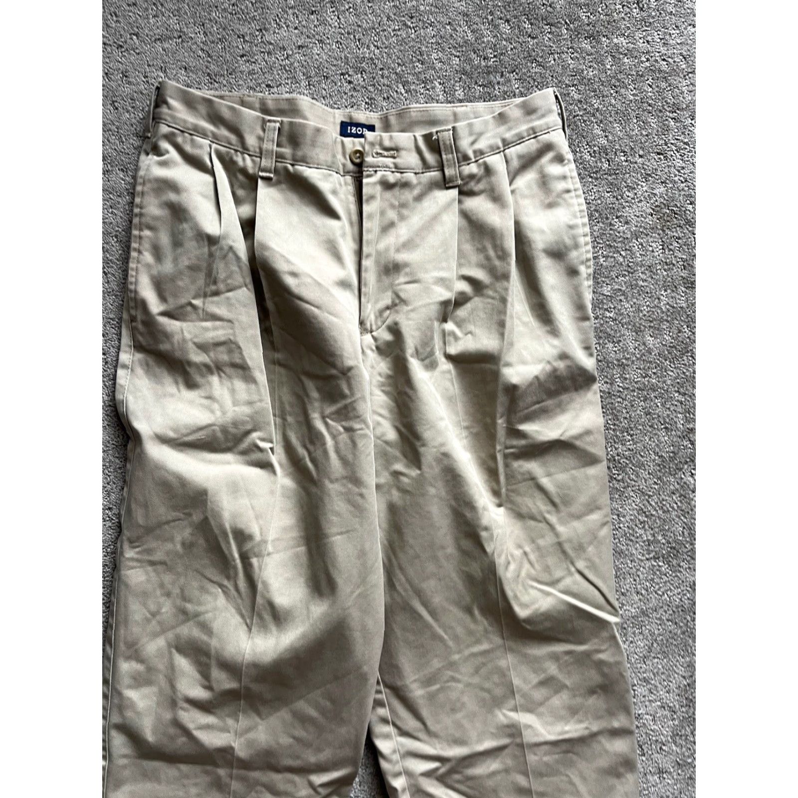 Izod VINTAGE IZOD Chino Pants Men 32x30 Beige Cotton No-Iron Pleated 5-Pocket Belt Loops 30 Inseam, Classic Fit Mens Size US 32 / EU 48 - 2 Thumbnail