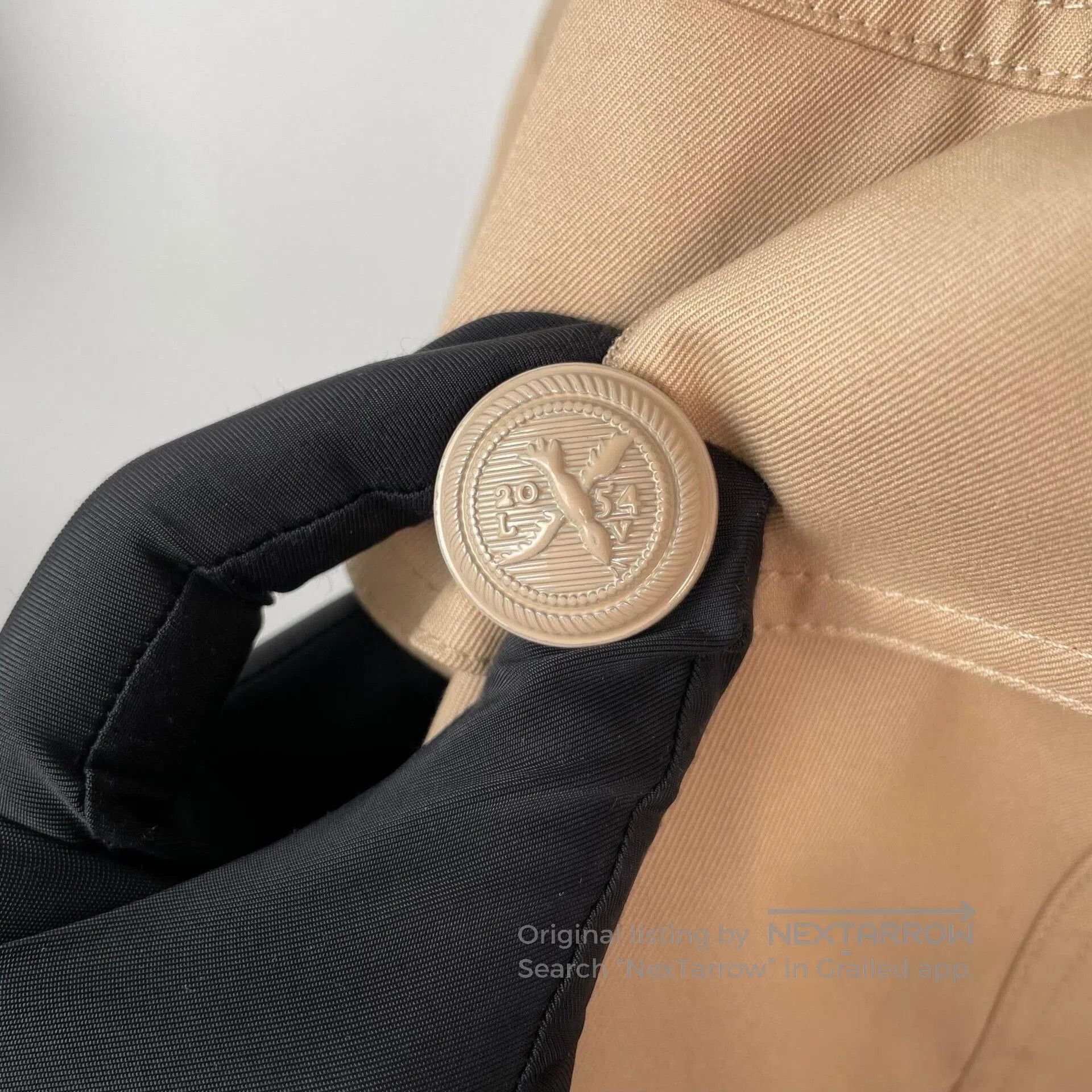Louis Vuitton Louis Vuitton Khaki Two. Size US S / EU 44-46 / 1 - 9 Thumbnail