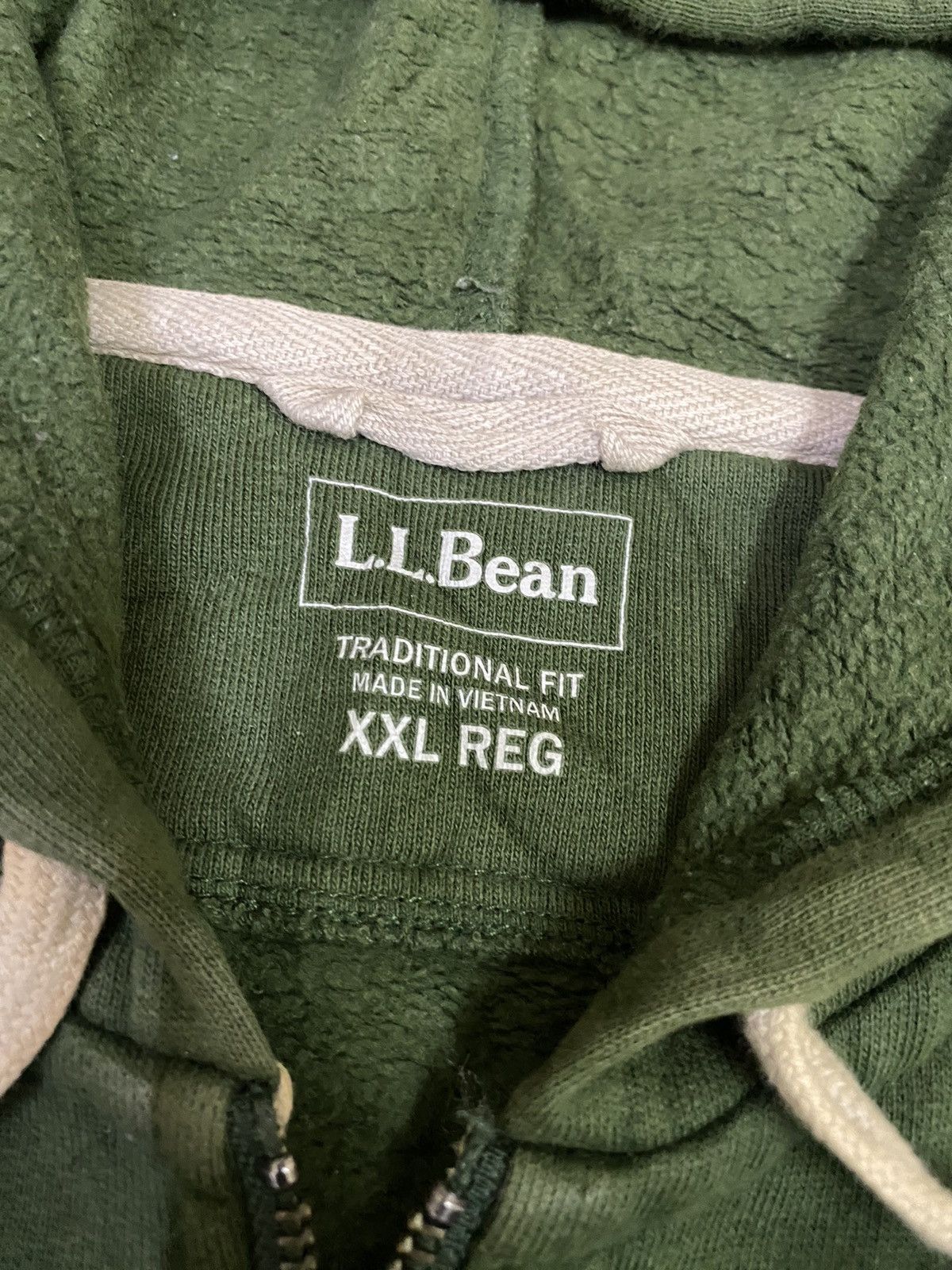 L.L. Bean LL Bean Spell Out Embroidery Hoodie Size US XL / EU 56 / 4 - 6 Thumbnail