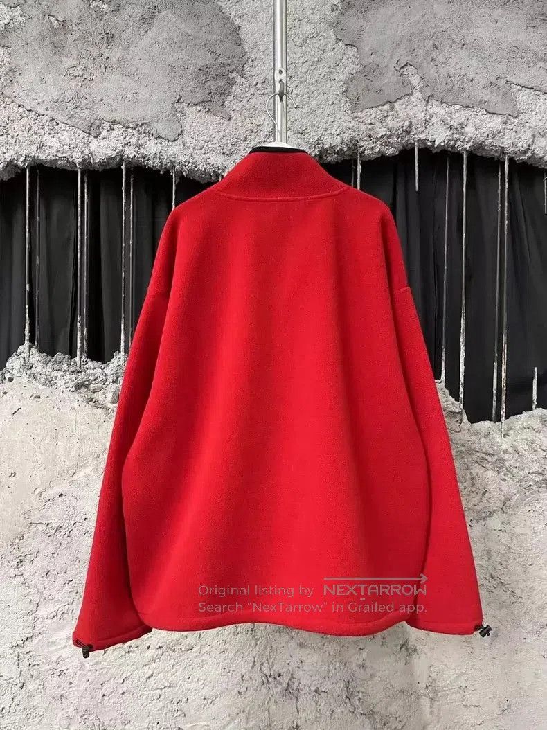Miu Miu Miumiu Red Fleece Half. Size US M / EU 48-50 / 2 - 2 Thumbnail