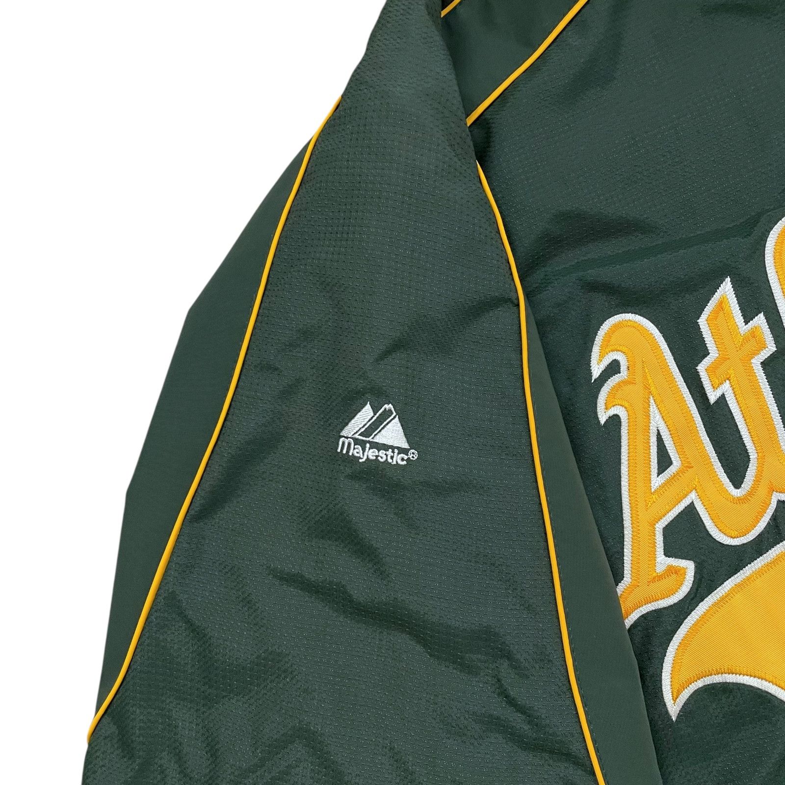 MLB 00s OAKLAND ATHLETICS A's MAJESTIC AUTHENTIC DUGOUT JACKET Size US L / EU 52-54 / 3 - 5 Thumbnail