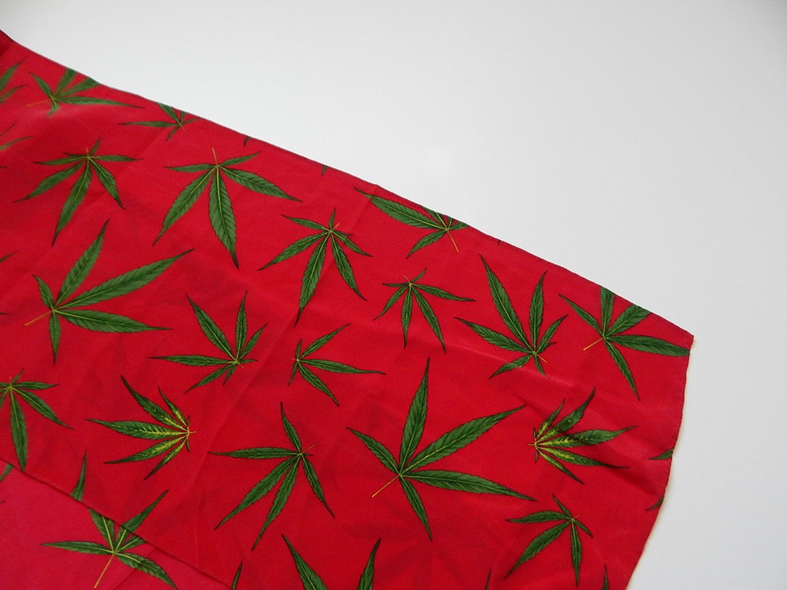 Vintage vintage weed marijuana silk scarf Size ONE SIZE - 2 Thumbnail