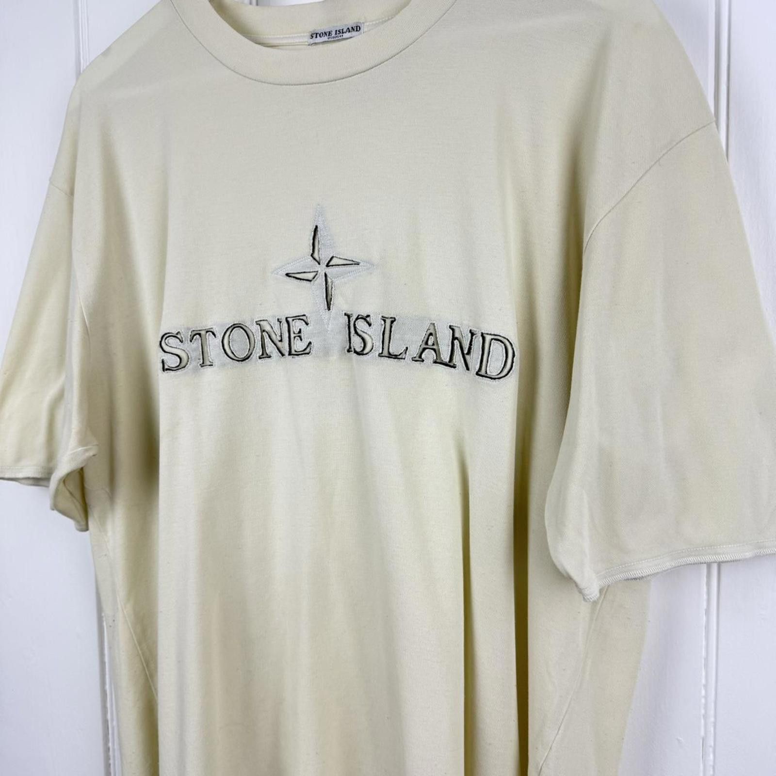 Stone Island 00’s Stone Island Embroidered Logo T-Shirt Cream – Size L Size US L / EU 52-54 / 3 - 2 Thumbnail