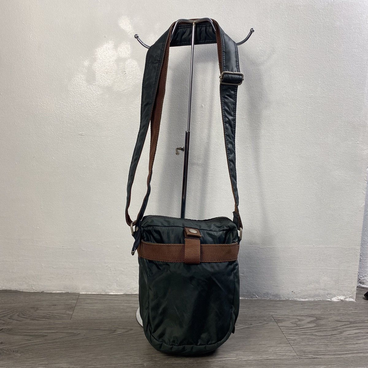 Y's × Yohji Yamamoto Y’ssacs Pour Tous Yohji Yamamoto Sling Bag Size ONE SIZE - 1 Thumbnail