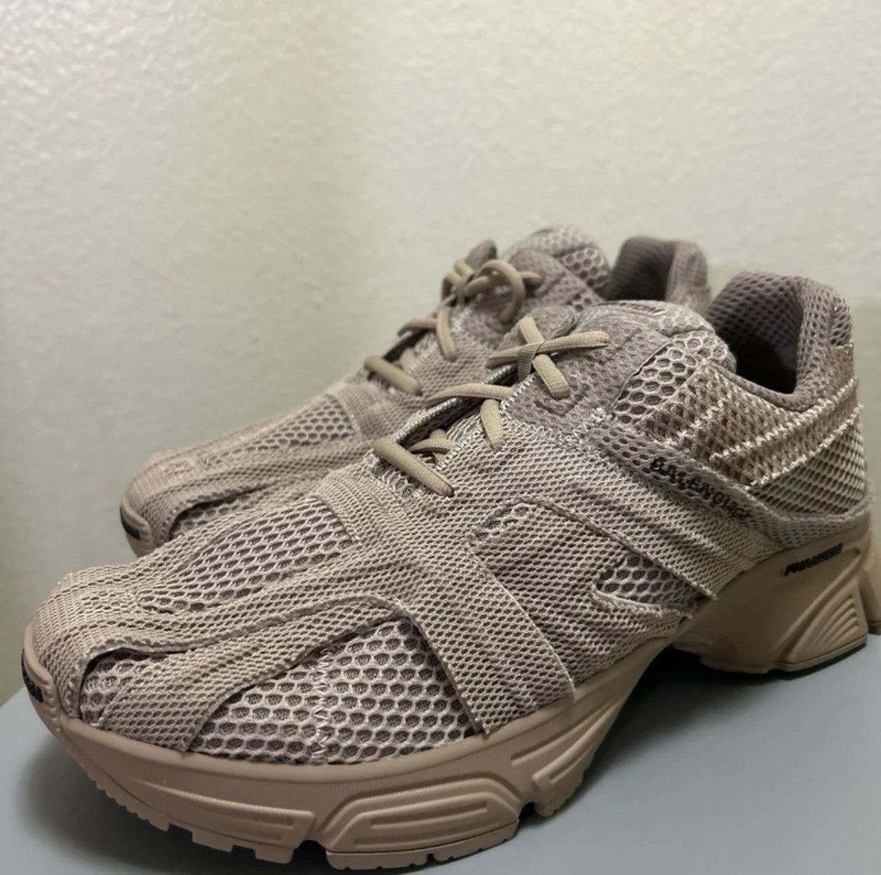 Balenciaga Balenciaga Phantom Trainers in Beige Size US 9 / EU 42 - 2 Thumbnail
