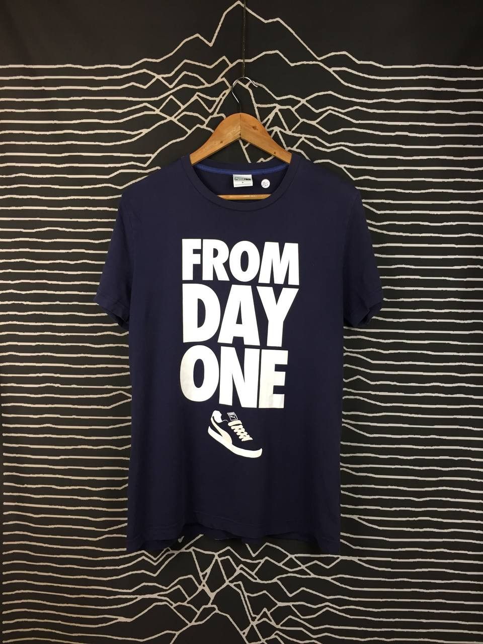 Puma Puma From Day One Sneaker Graphic Short Sleeve Tee Size US L / EU 52-54 / 3 - 2 Thumbnail