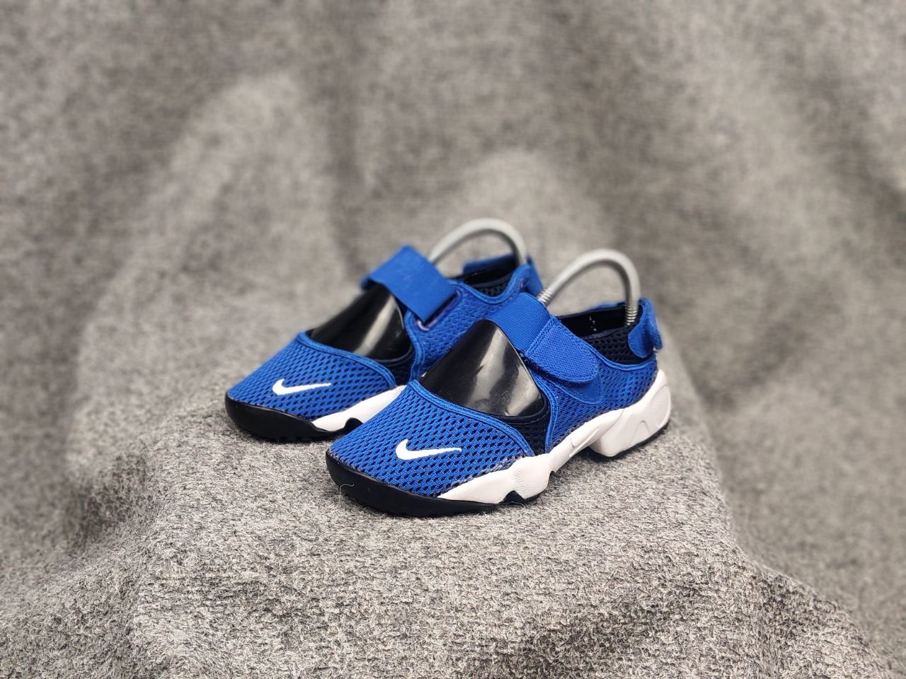 Nike Vintage Nike Air Rift Ninja Swoosh Sneakers Sandals Shoes Size US 7.5 / IT 37.5 - 8 Thumbnail