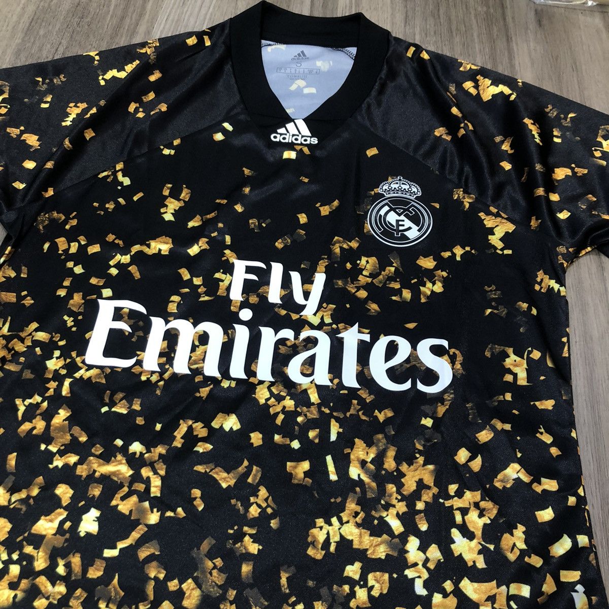 Other Real Madrid 19/20 EA sport jersey Size US S / EU 44-46 / 1 - 3 Thumbnail