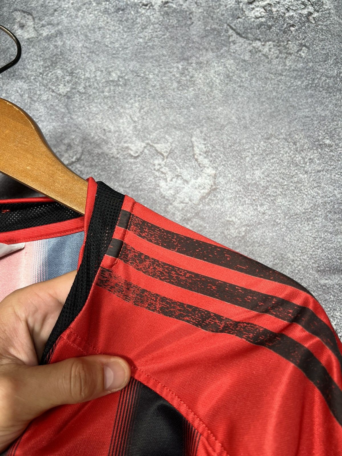 Adidas Adidas Vintage AC Milan 2004 Opel Jersey T-shirt Size US XL / EU 56 / 4 - 11 Thumbnail