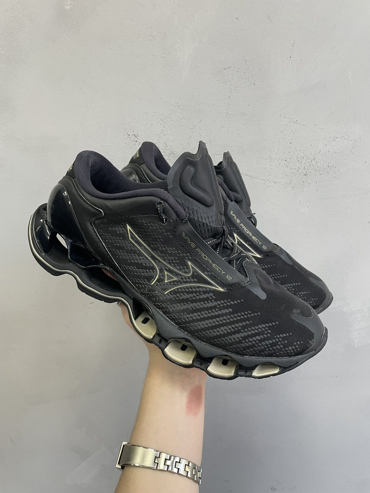 Other Mizuno Wave Prophecy Black Leather Shoes Streetwear Style Size US 8 / EU 41 - 2 Thumbnail