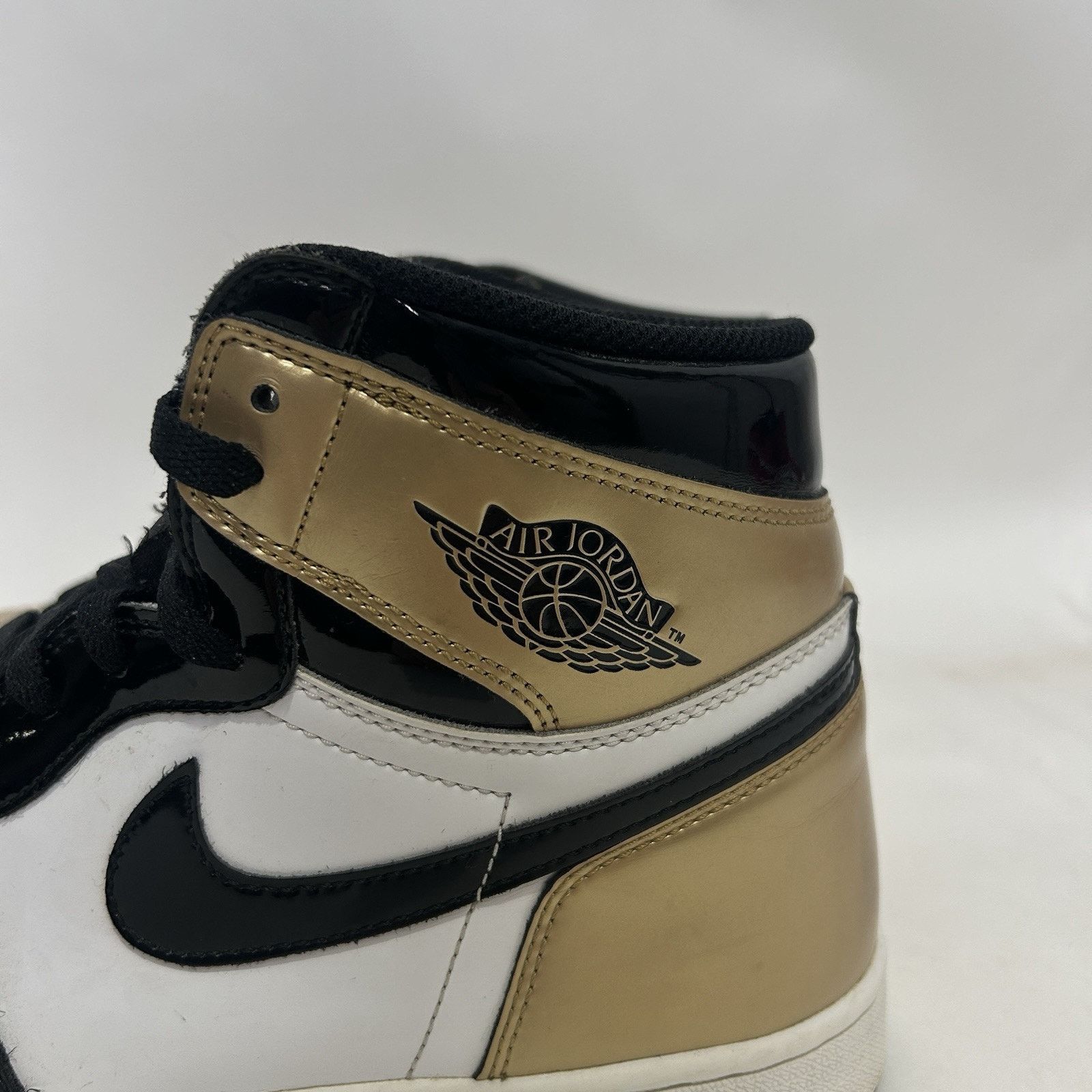 Jordan Brand Nike Air Jordan 1 Retro High OG NRG “Patent Gold Toe" Size US 12 / EU 45 - 9 Thumbnail