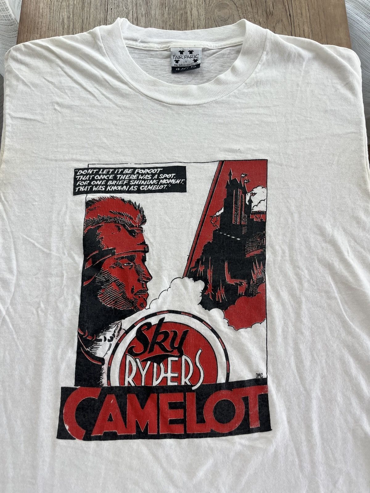Vintage Vintage SKY RYDERS CAMELOT ( Movie )80’s T-shirt Size US L / EU 52-54 / 3 - 3 Thumbnail