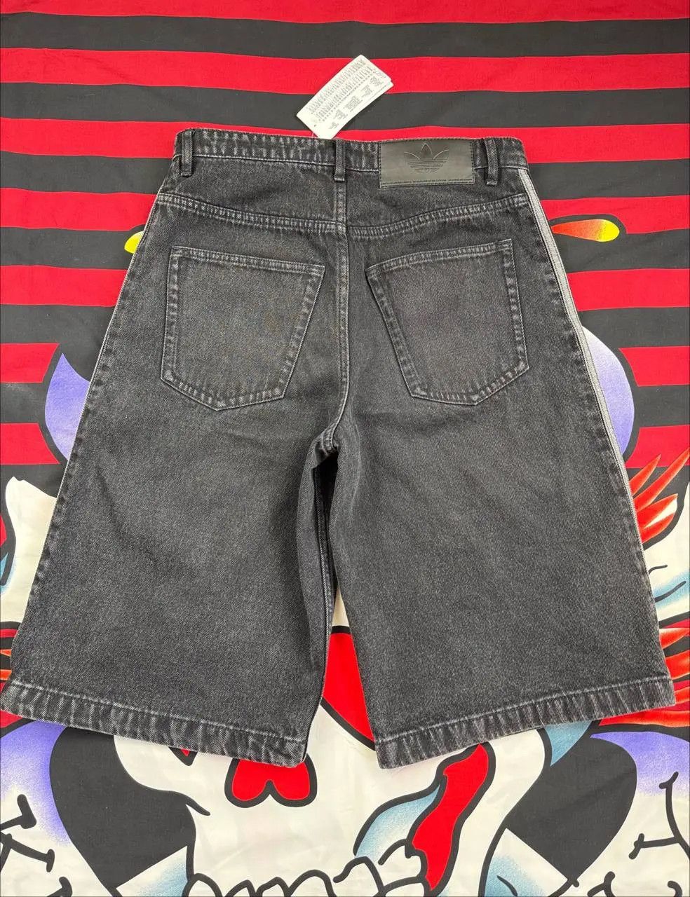 Adidas Adidas Originals Loosefit shorts black denim Size 32 Size US 32 / EU 48 - 4 Thumbnail