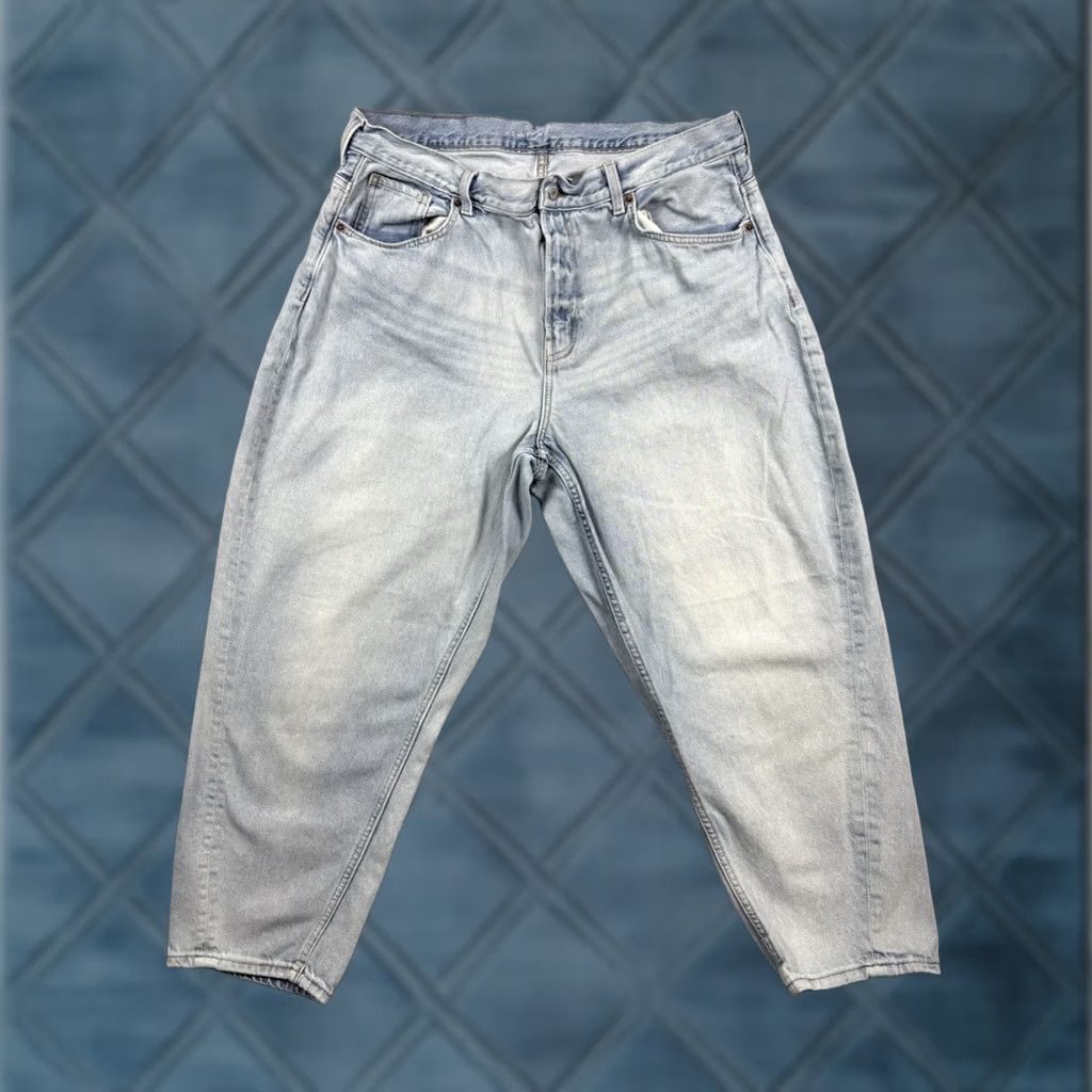 Old Navy Old Navy Women's Extra High Rise Balloon Jeans Light Wash Ankle Length Size 18 Size 40" / US 18 - 1 Thumbnail