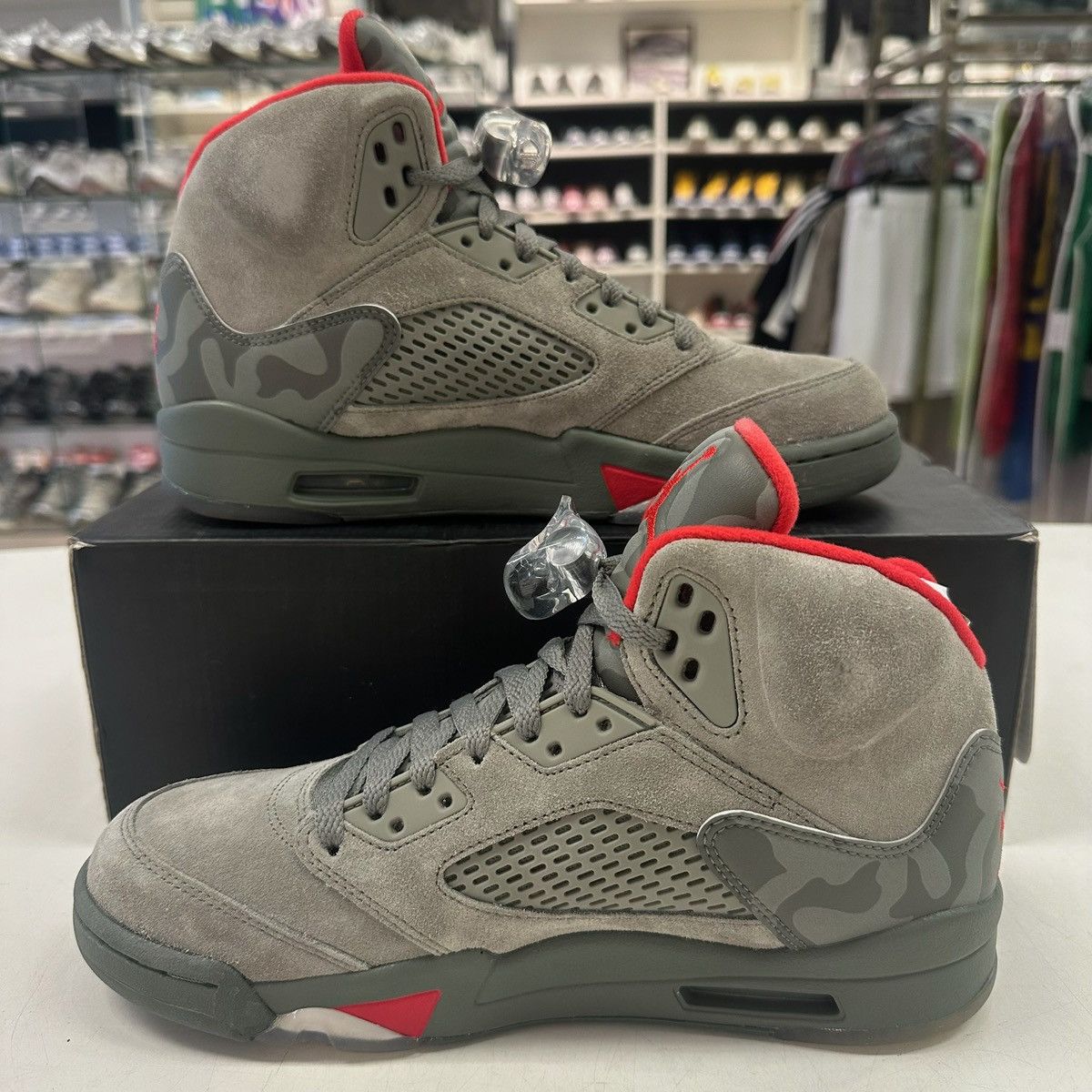 Jordan Brand × Nike Size 8 - Air Jordan 5 Retro Camo - 136027-051 Size US 8 / EU 41 - 2 Thumbnail