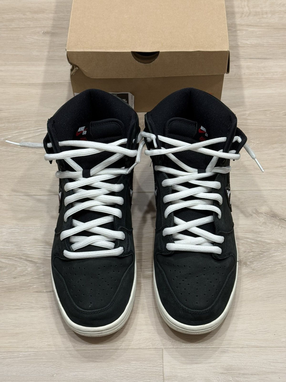 Nike Nike SB Dunk Hi ‘Oski Shark’ Sneakers Size US 12 / EU 45 - 16 Thumbnail