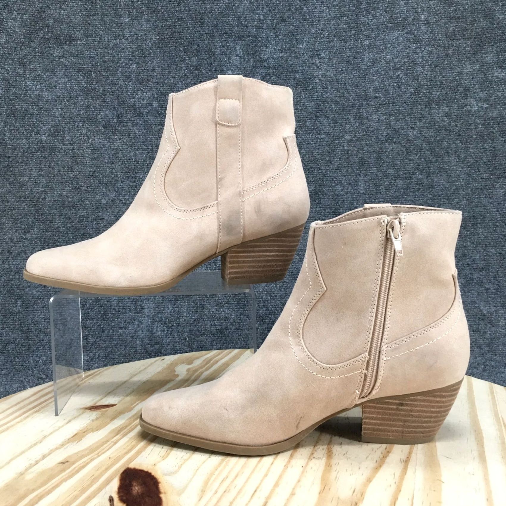 Dolce Vita DV Dolce Vita Perdue Boots Women 9 Tan Suede Side Zip Ankle Bootie Western Style Size US 9 / IT 39 - 2 Thumbnail
