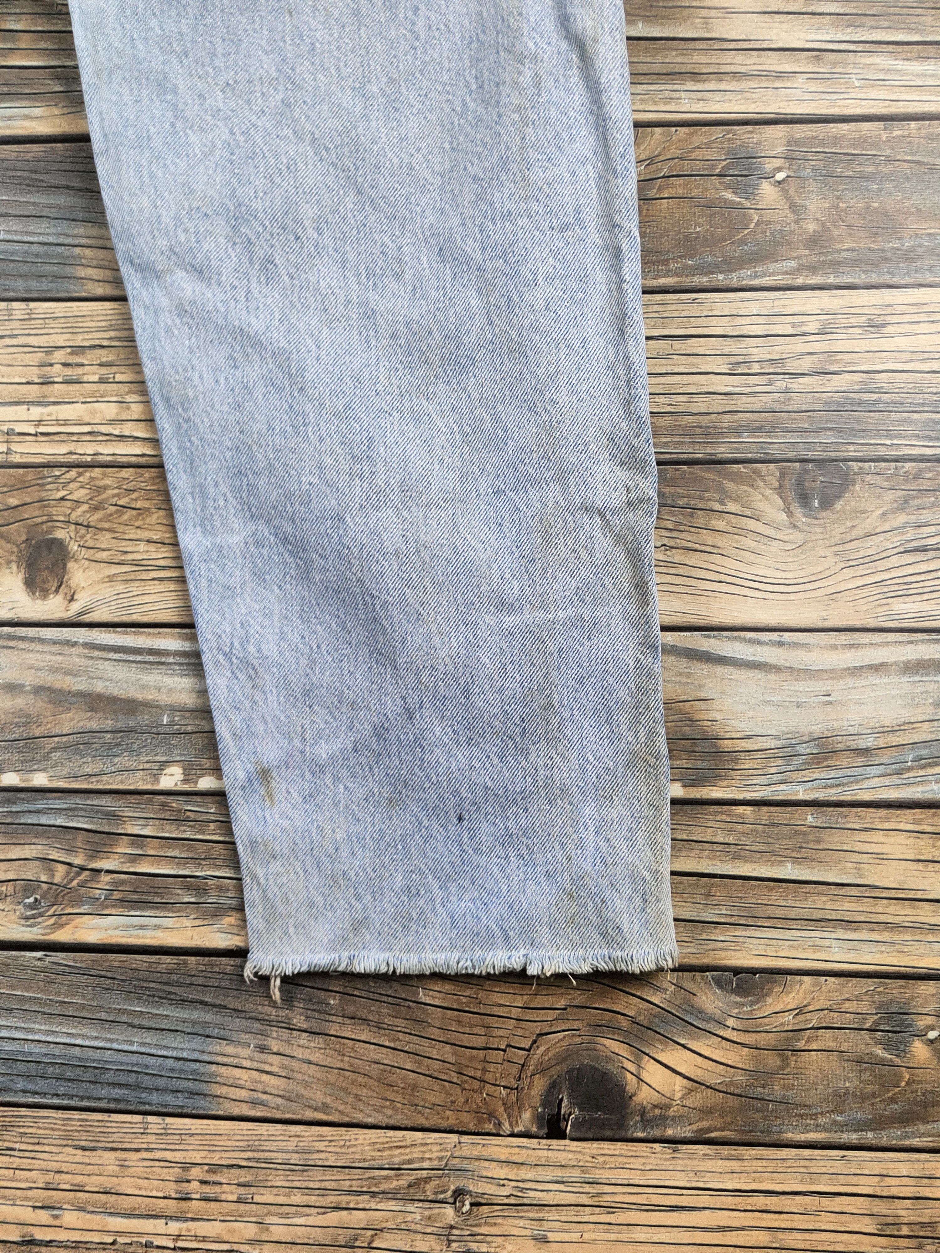 Levi's DL 561 Levi's Blue Distressed Ripped Jeans #46-810 Size US 28 / EU 44 - 12 Thumbnail