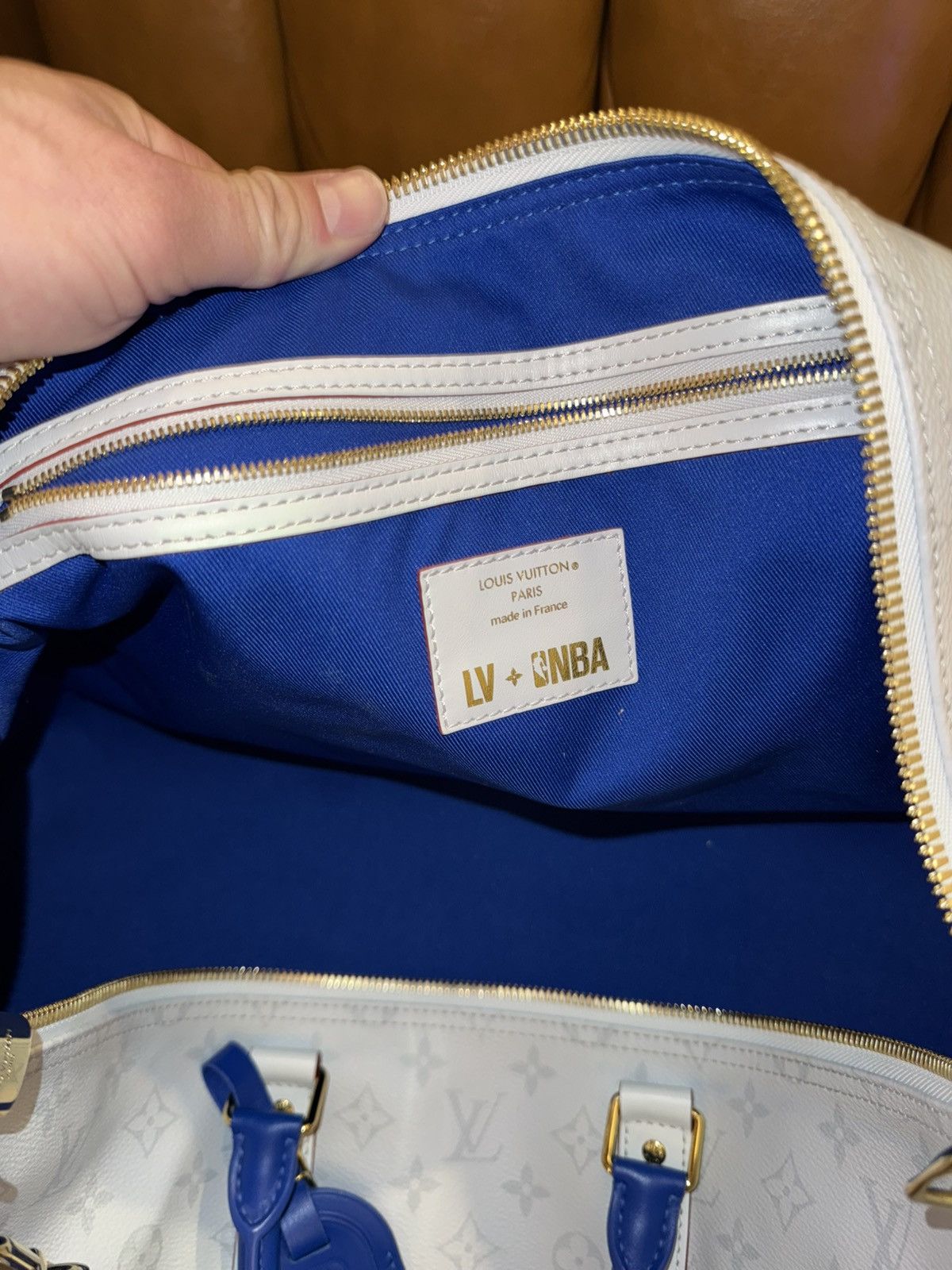Louis Vuitton × NBA Louis Vuitton X NBA Keepall Antartica Bag Size ONE SIZE - 20 Thumbnail