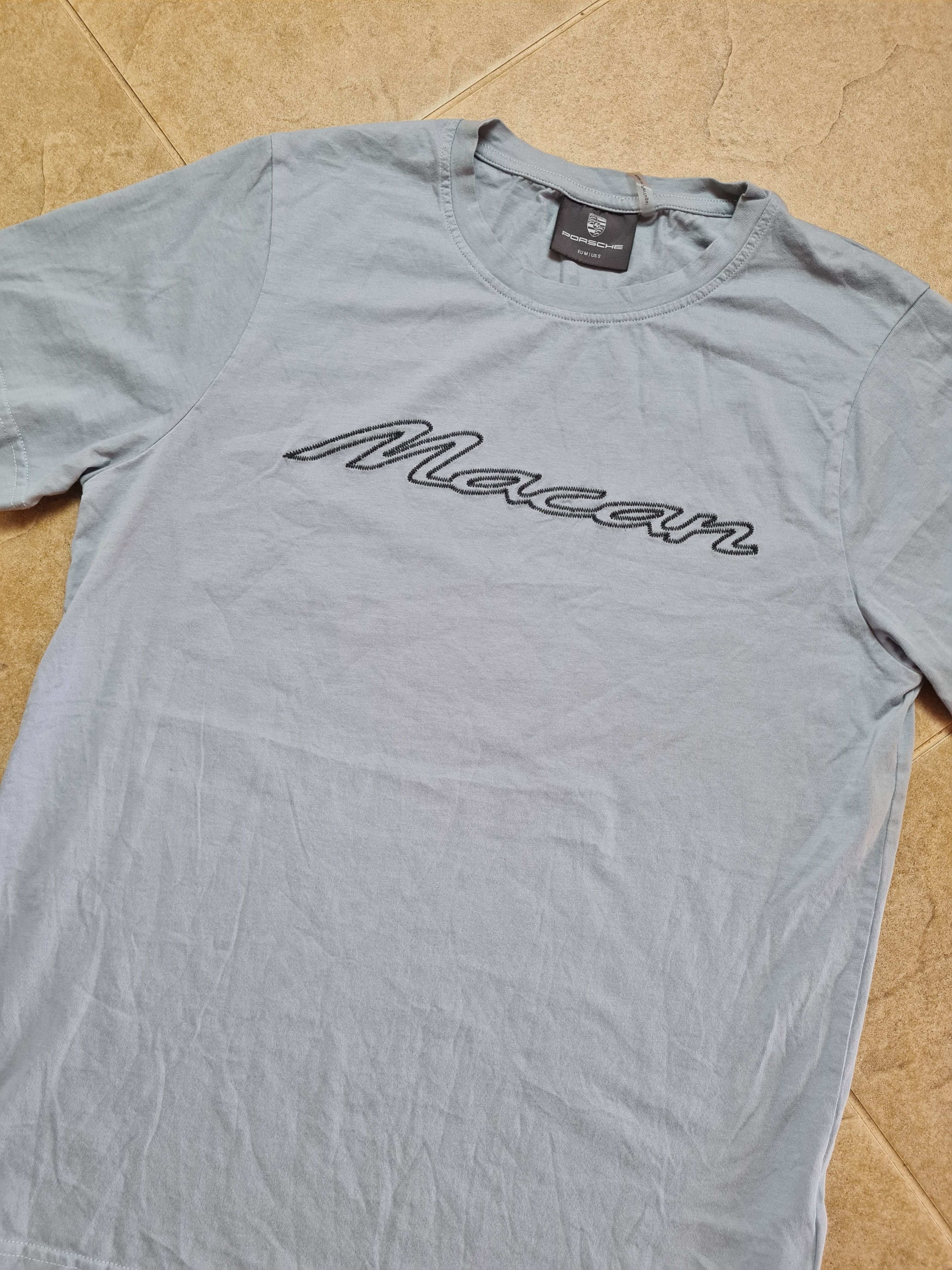 Porsche Design Vintage Shirt Porsche Macan Unisex T-Shirt Grey Size US S Size US S / EU 44-46 / 1 - 3 Thumbnail