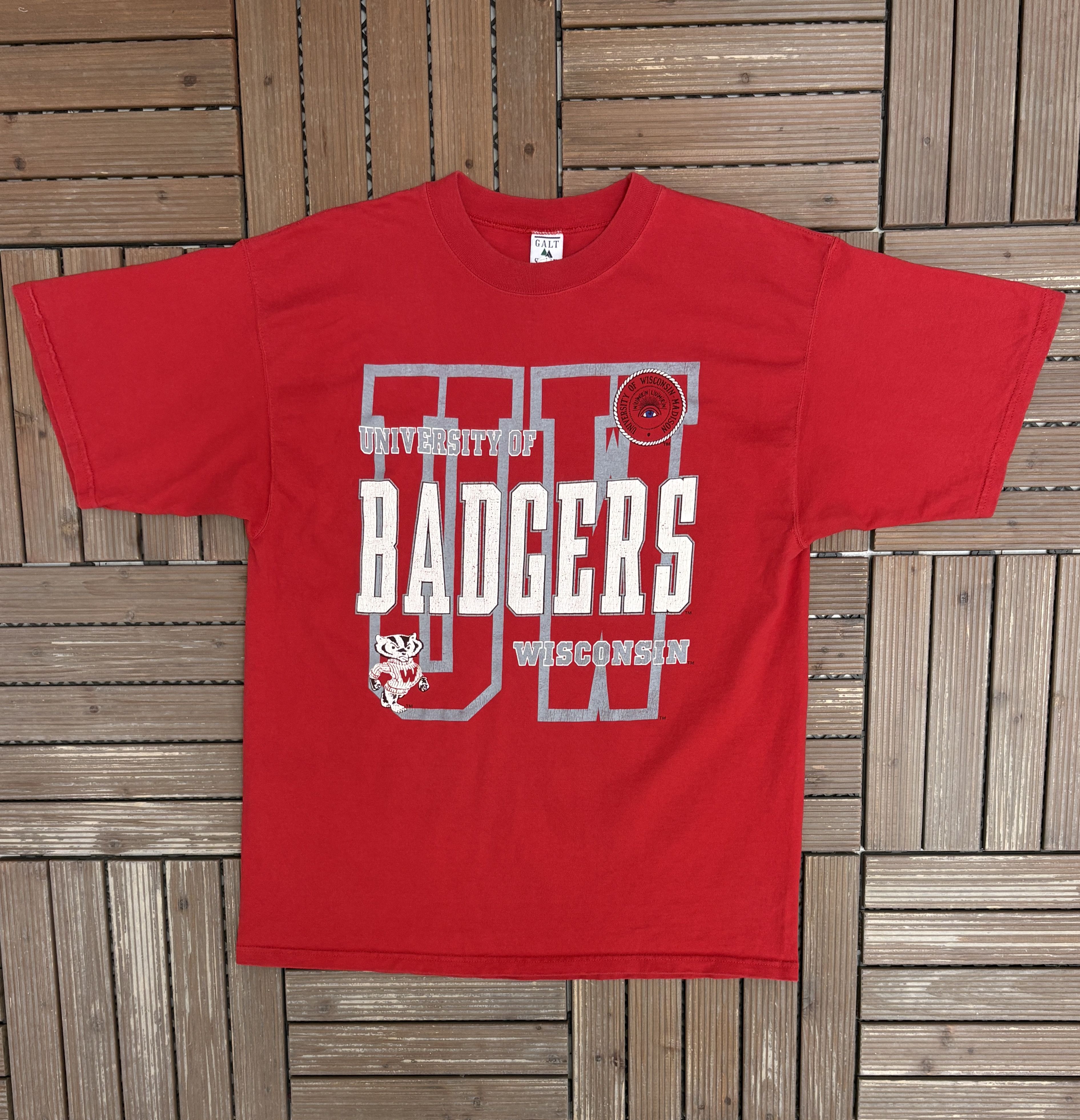 Vintage University of Wisconsin Badgers Vintage Red T-Shirt Tee Size US L / EU 52-54 / 3 - 1 Thumbnail
