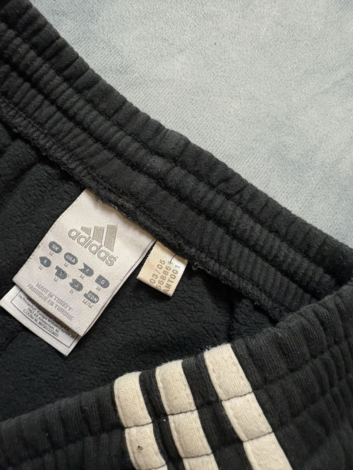 Adidas Adidas Track Pants 2005 – Black White – Size M – Y2K Vintage Size US 32 / EU 48 - 5 Thumbnail