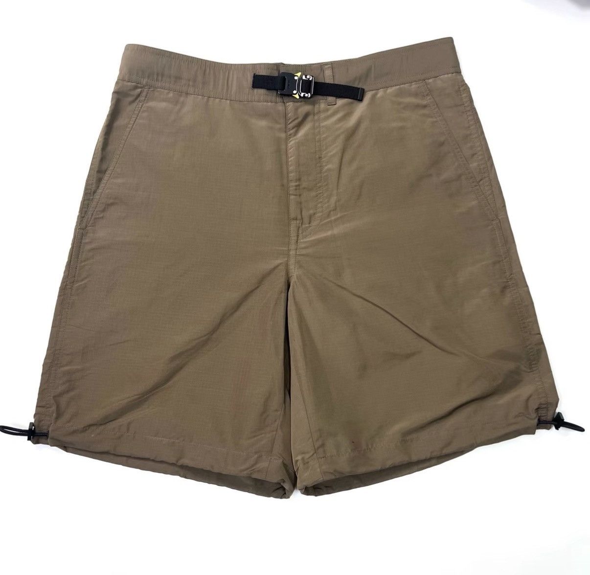Dior Dior Brown Nylon Functional Buckle Shorts K12 Size 34" / US 12 / IT 48 - 1 Thumbnail
